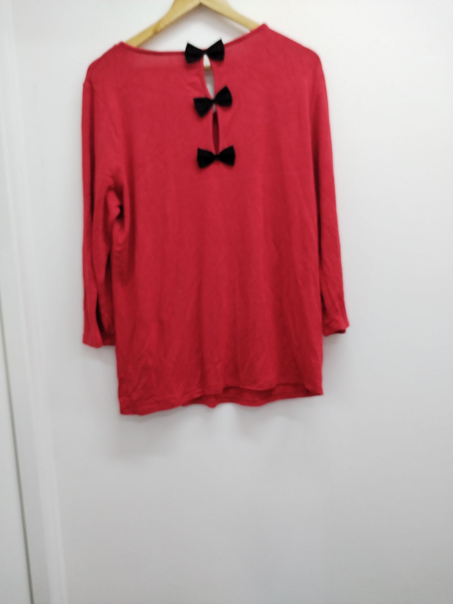 Pull fin manches 3/4 rouge avec sequins et nœuds dans le dos Taille 2XL