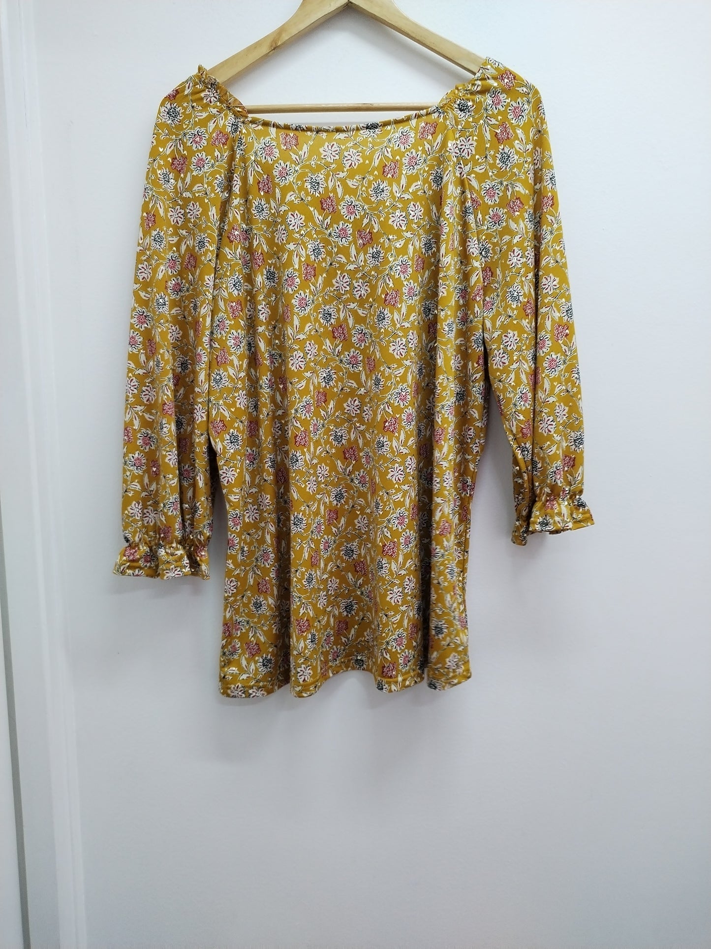 Tunique manches 3/4 moutarde à motifs Taille XL