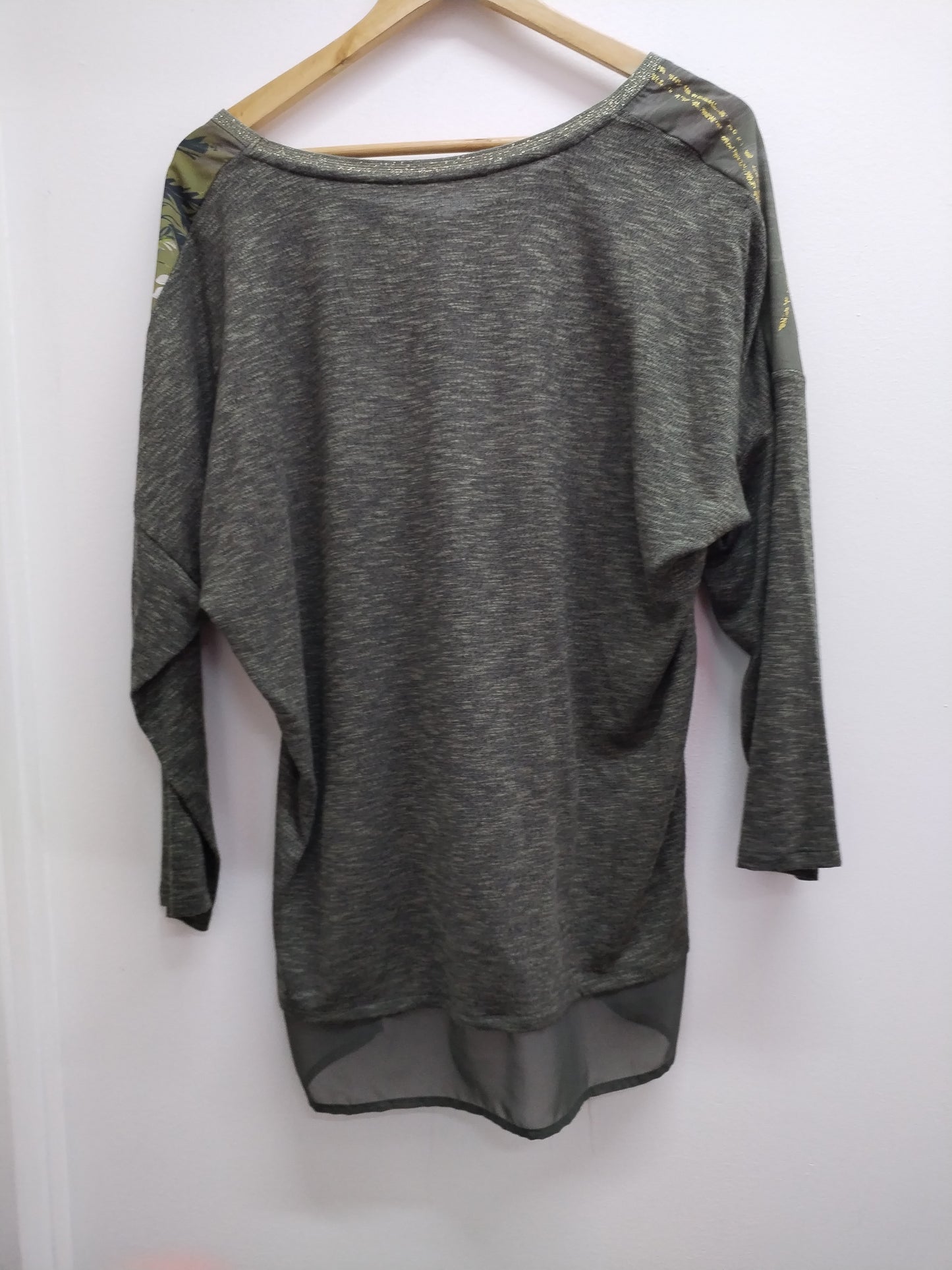 Tunique manches 3/4 kaki, jaune et doré Taille XL