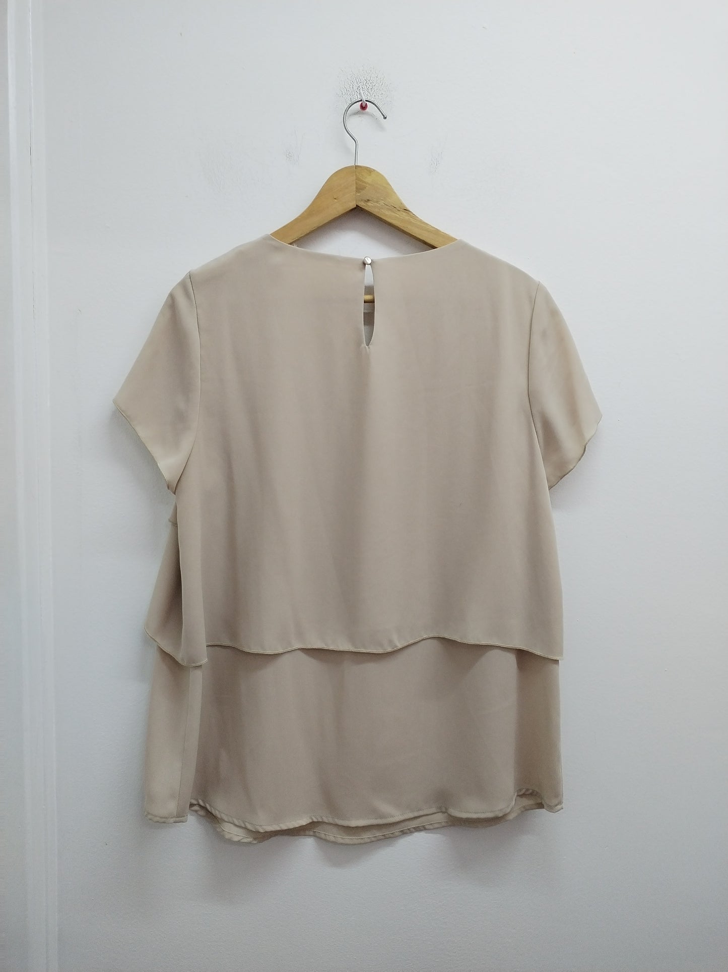 Tunique manches courtes beige avec strass Taille L