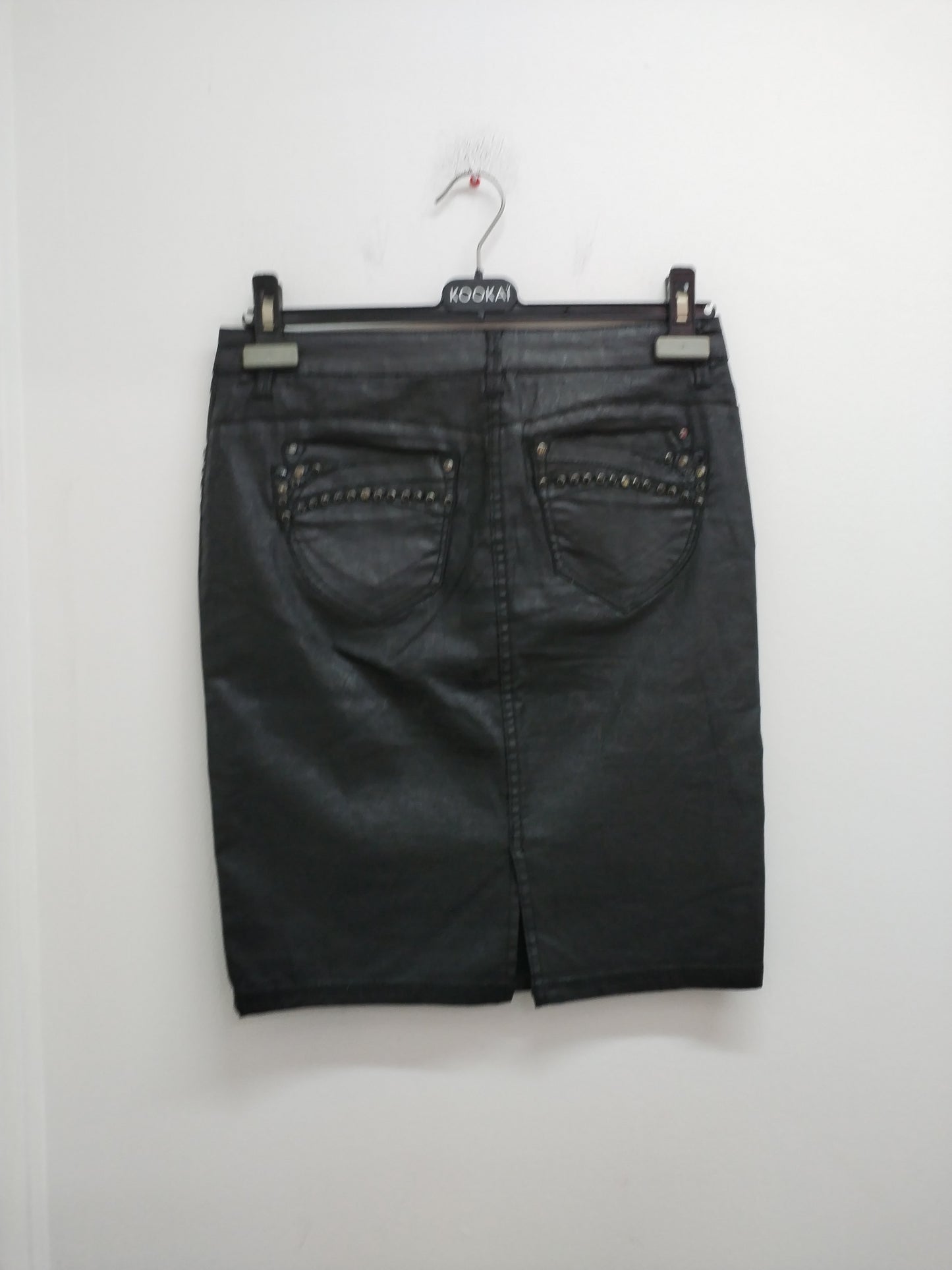 Jupe enduite Bréal noire avec strass Taille 38