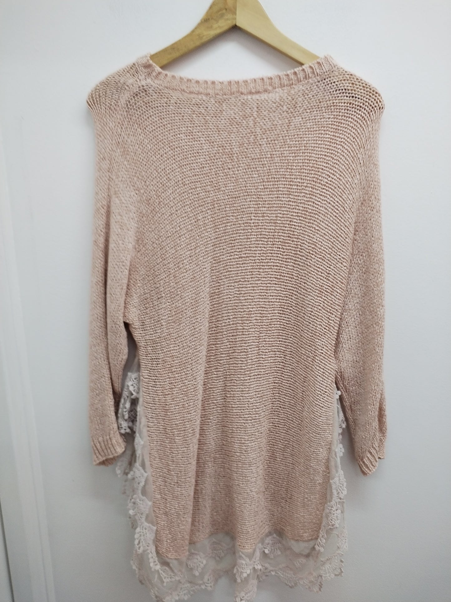 Pull tunique rose en maille avec dentelle Taille M