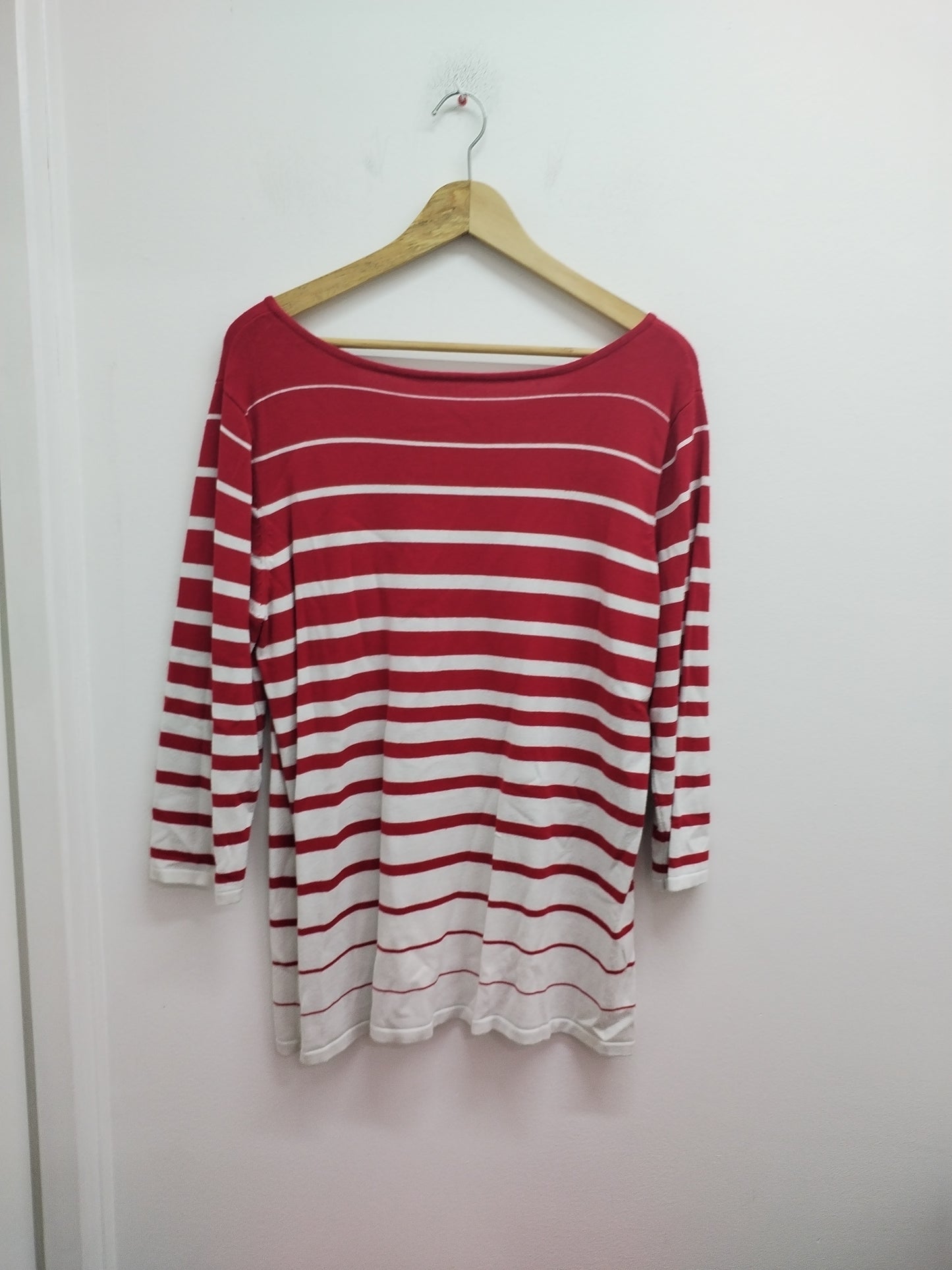 Pull fin manches 3/4 rayé rouge et blanc avec écriture Taille L