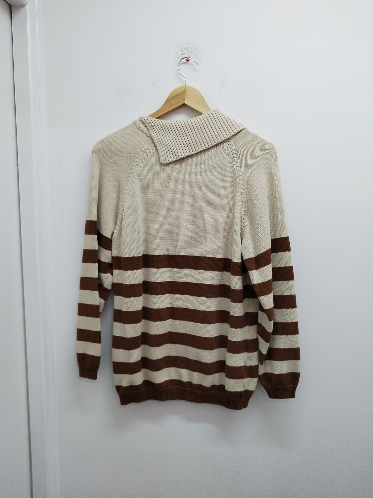 Pull avec col Yessica rayé marron et beige Taille L