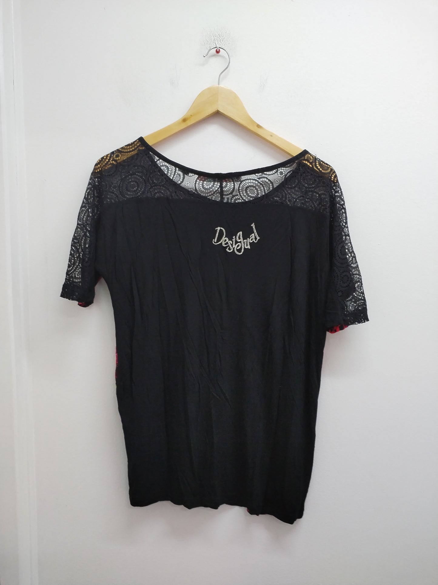 Tunique manches courtes Desigual noire imprimée avec dentelle Taille M