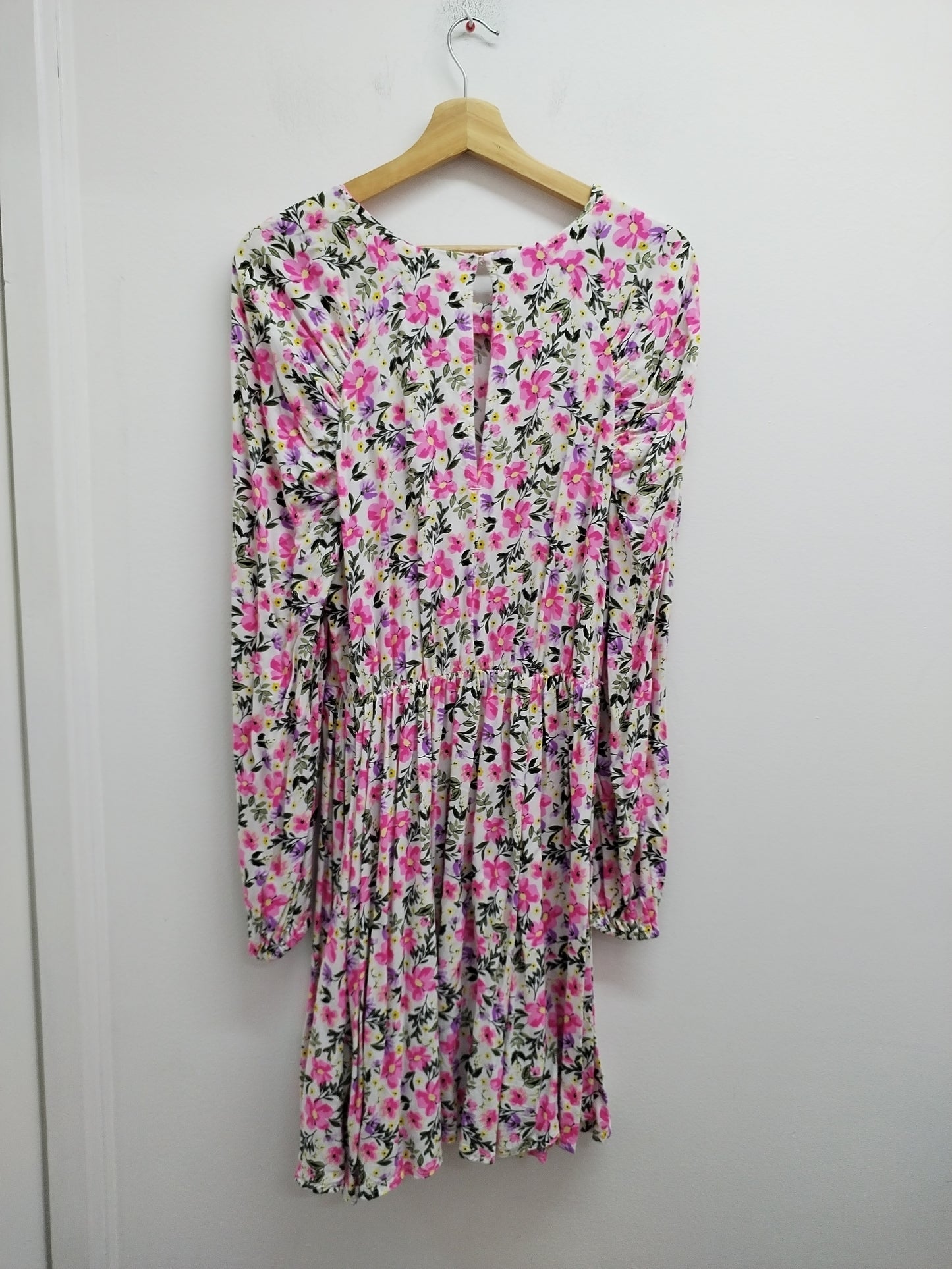 Robe manches longues Kiabi blanche fleurie Taille 36