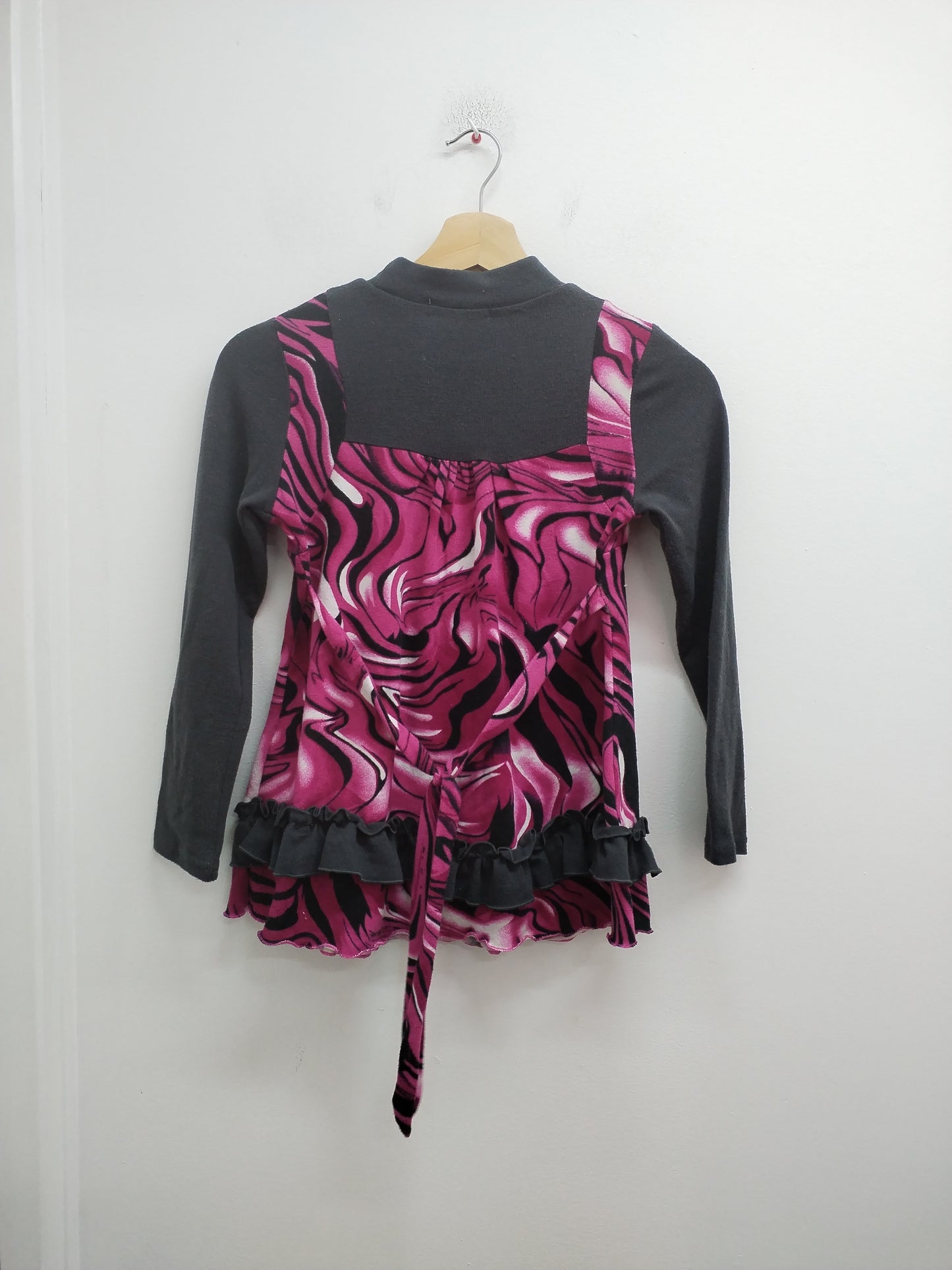 Pull Vogue Fashion gris et rose à motifs Taille 12 Ans