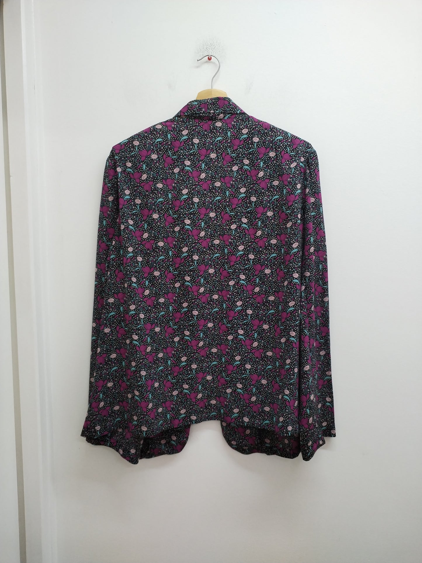 Veste légère noire imprimée fleurie Taille XL