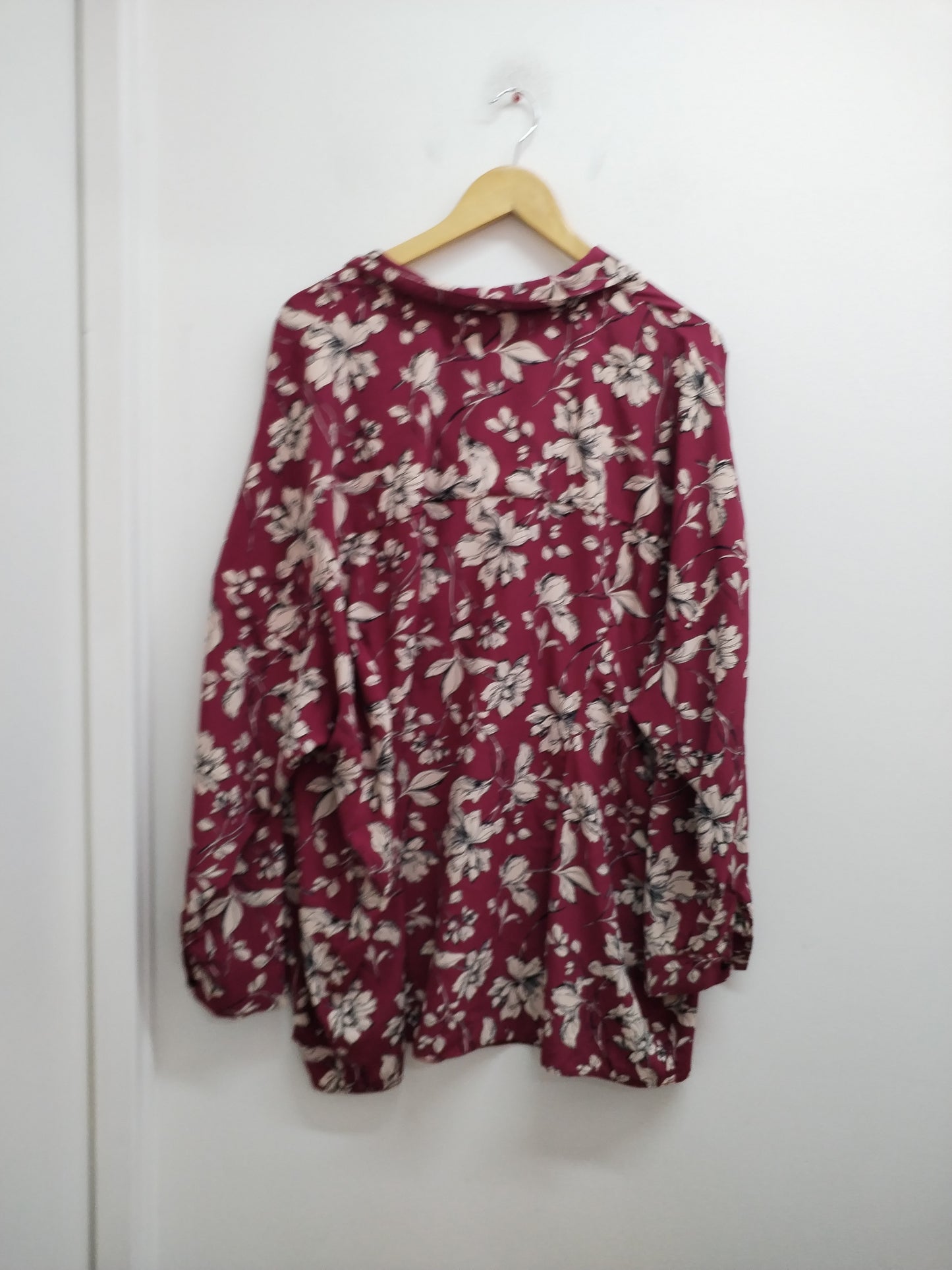 Chemise manches longues bordeaux fleurie Taille 3XL/4XL
