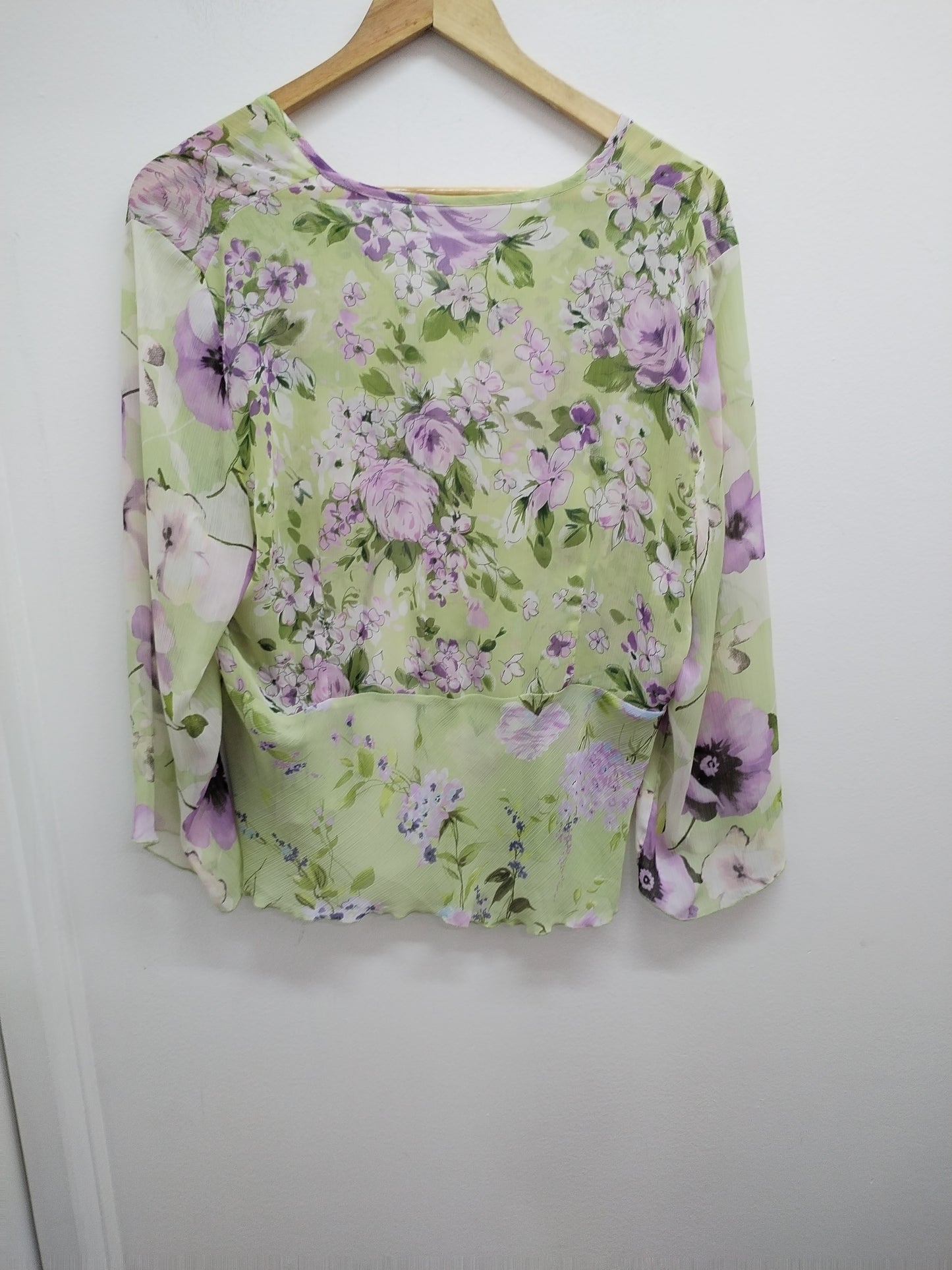 Tunique en voile verte fleurie Taille L