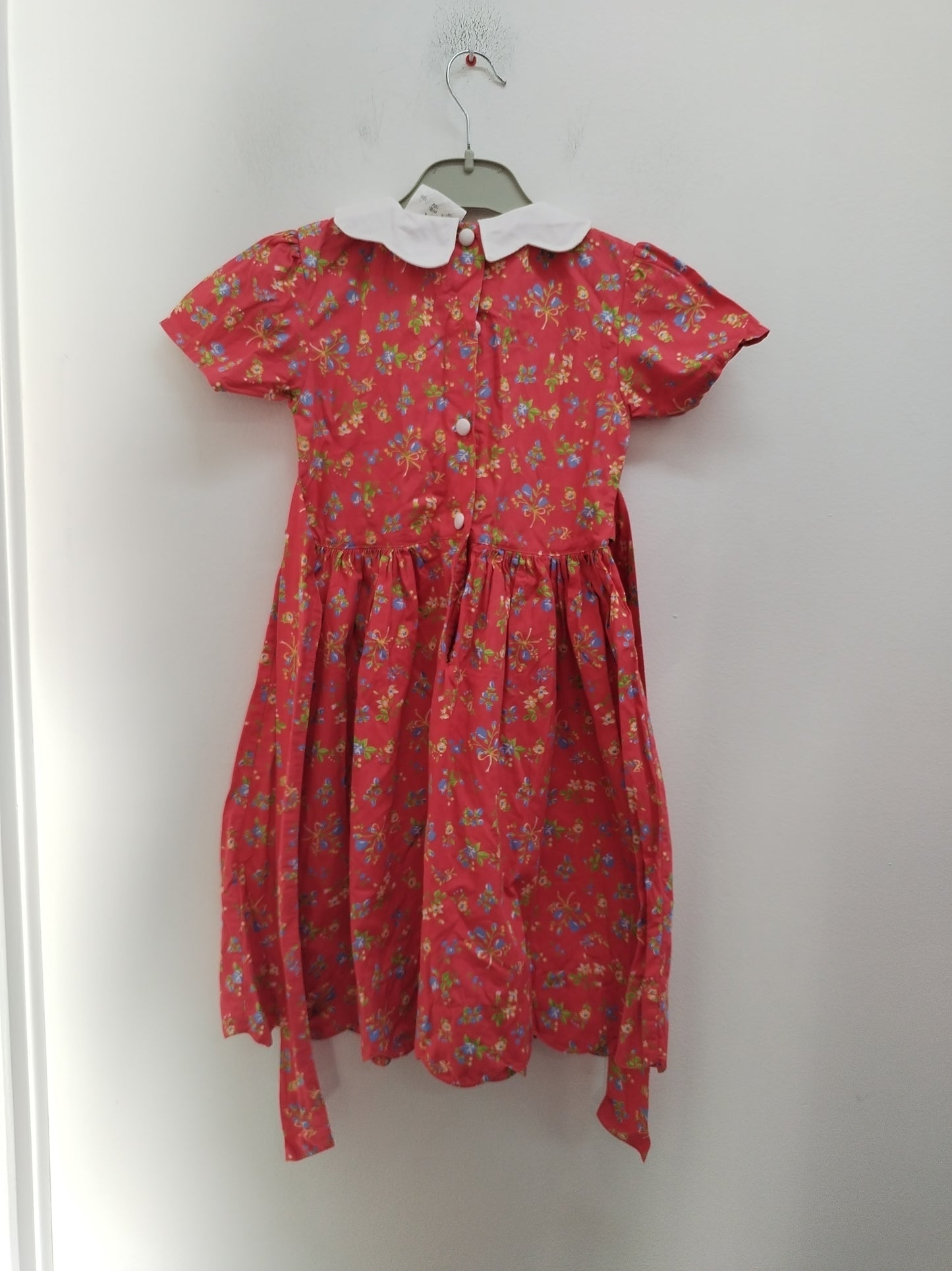 Robe manches courtes avec col rouge fleurie Taille 5 Ans