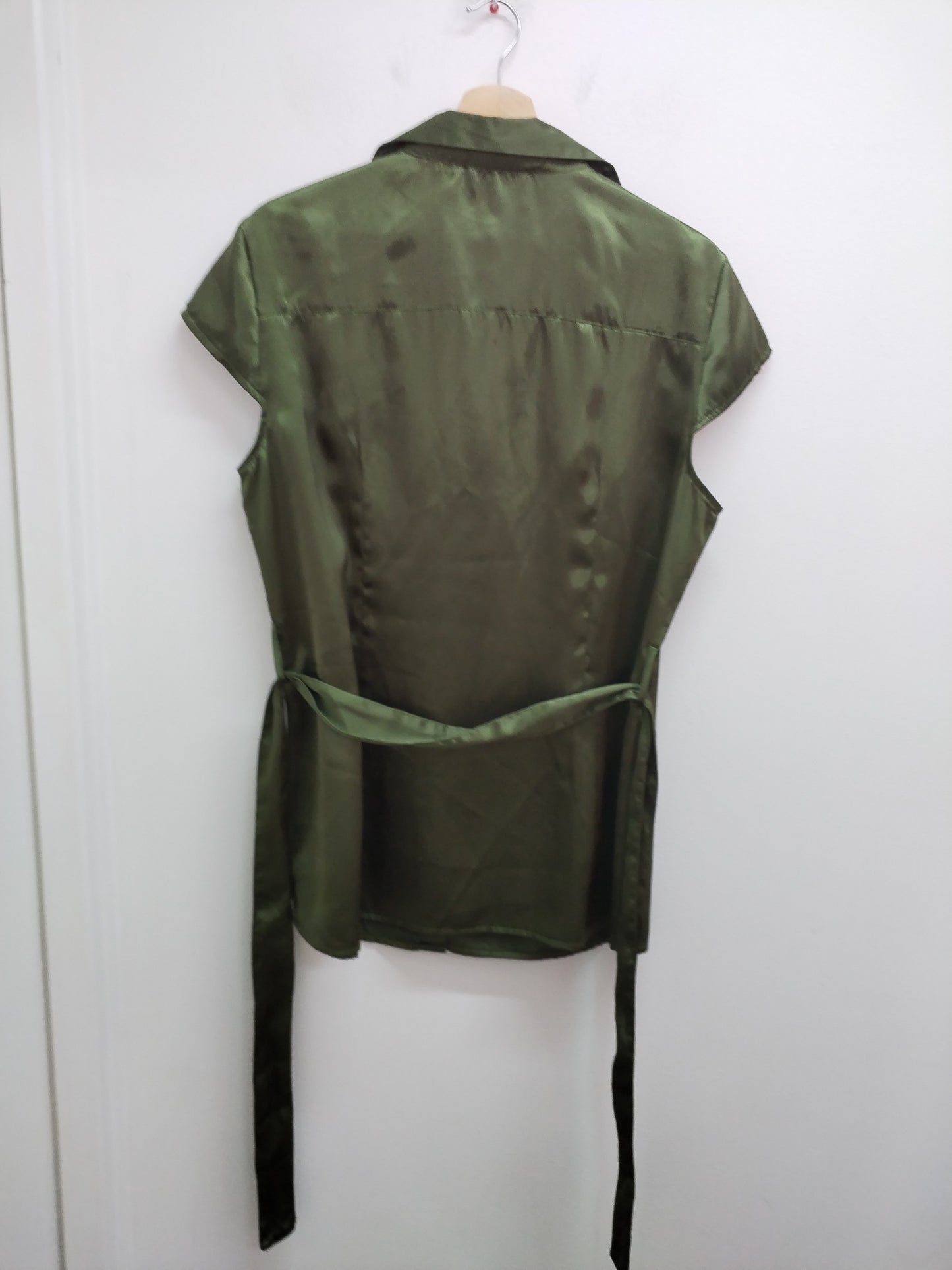 Chemise manches courtes avec ceinture Yessica kaki satinée Taille L