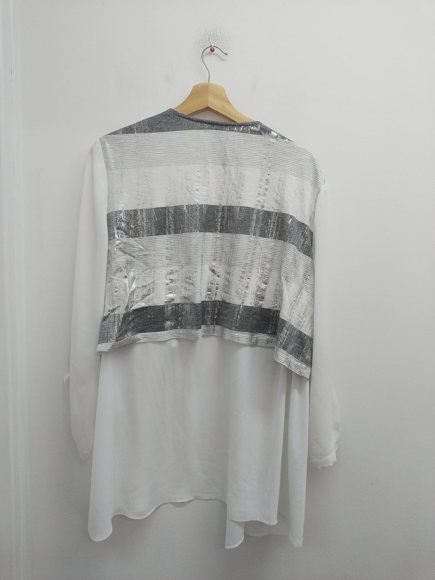 Veste légère Meri Esca blanche, grise et argentée Taille 52