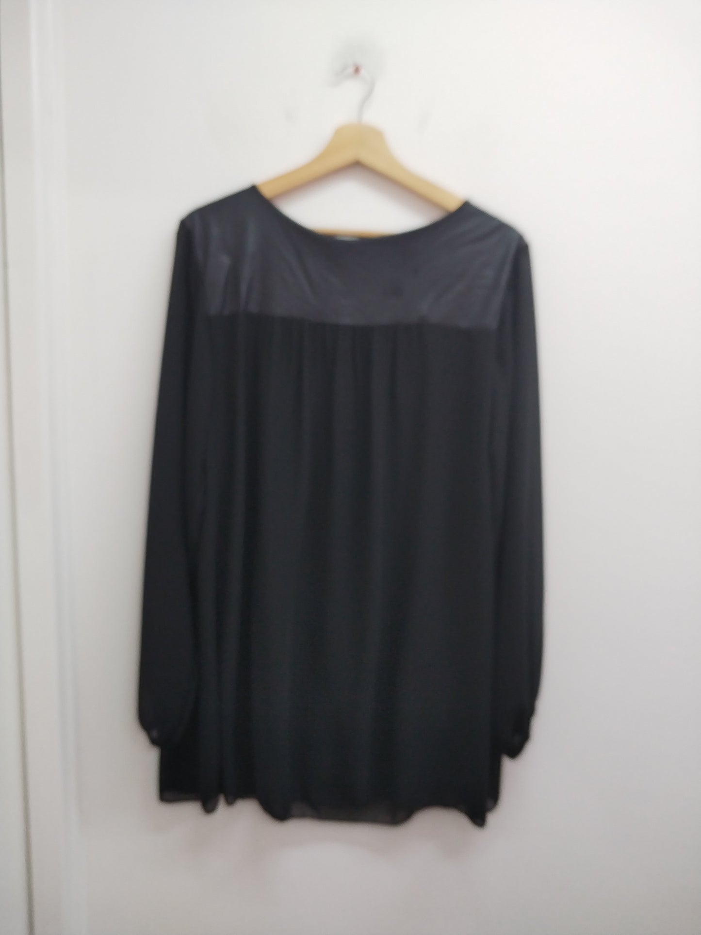 Tunique manches longues noire Taille XL