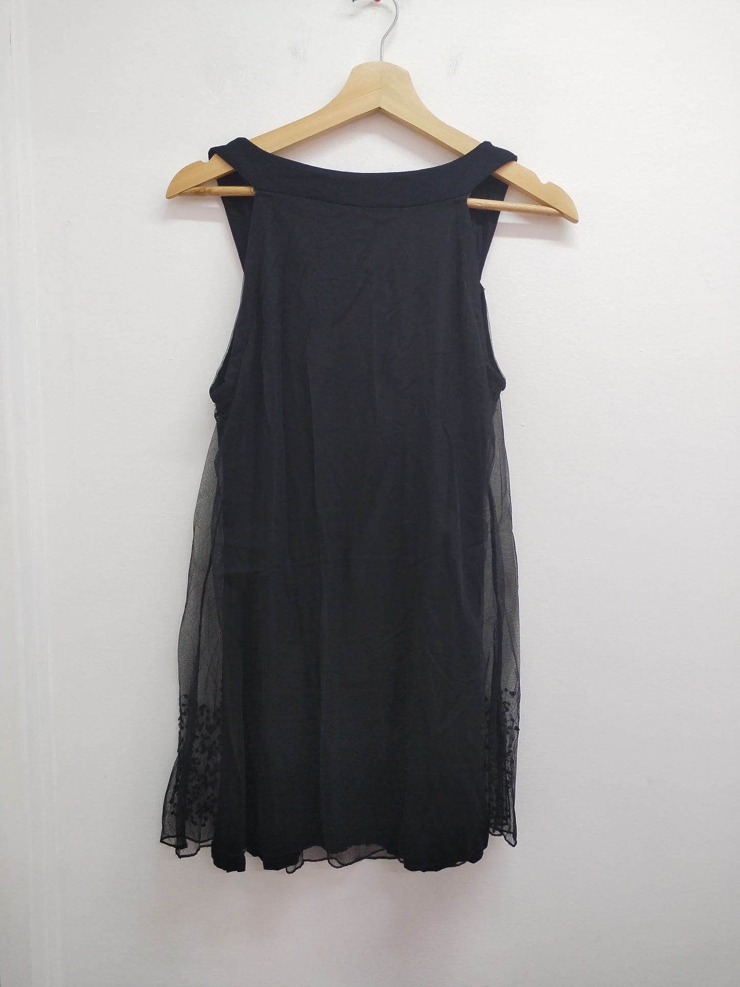Tunique sans manches noire avec voile Taille 46/48