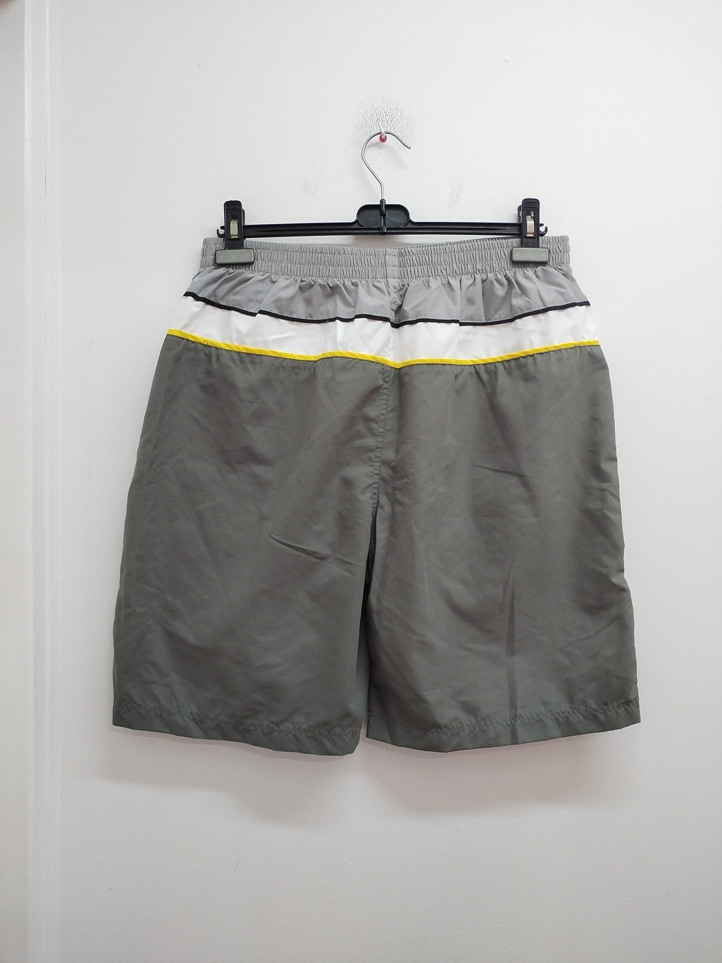 Short gris et blanc Taille 2XL