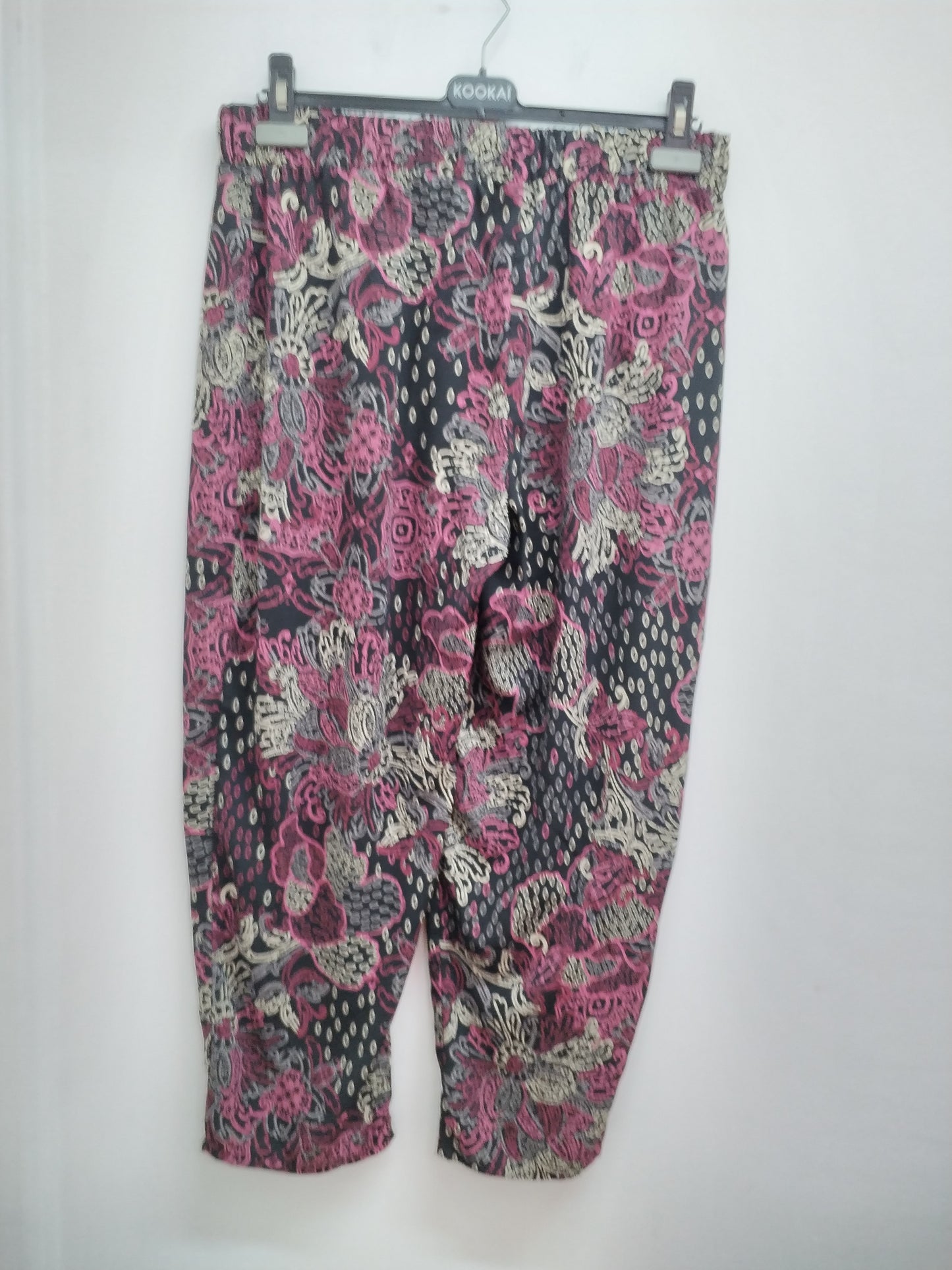 Pantalon fluide noir à motifs Taille 44