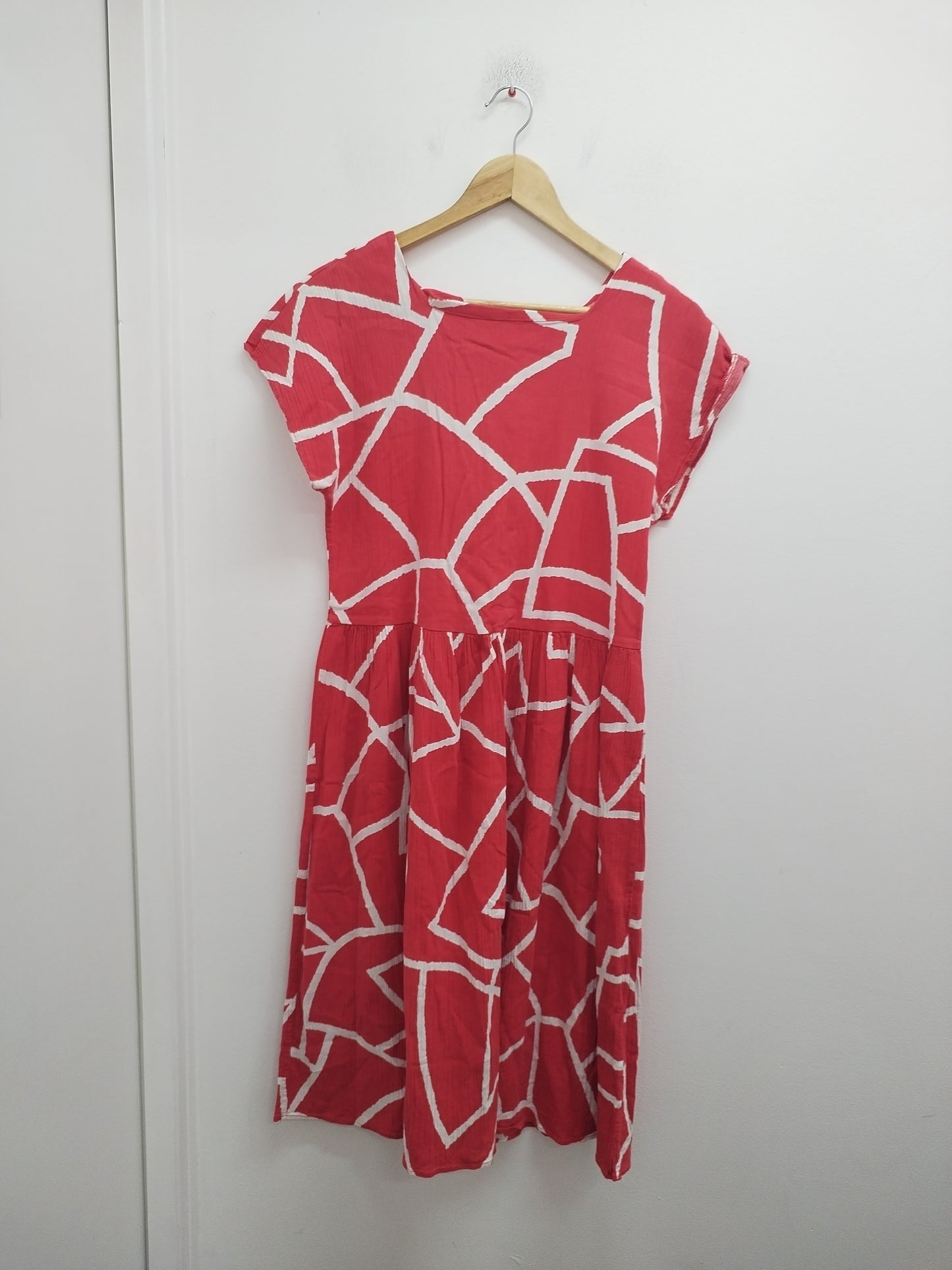 Robe manches courtes rouge et blanche Taille 38