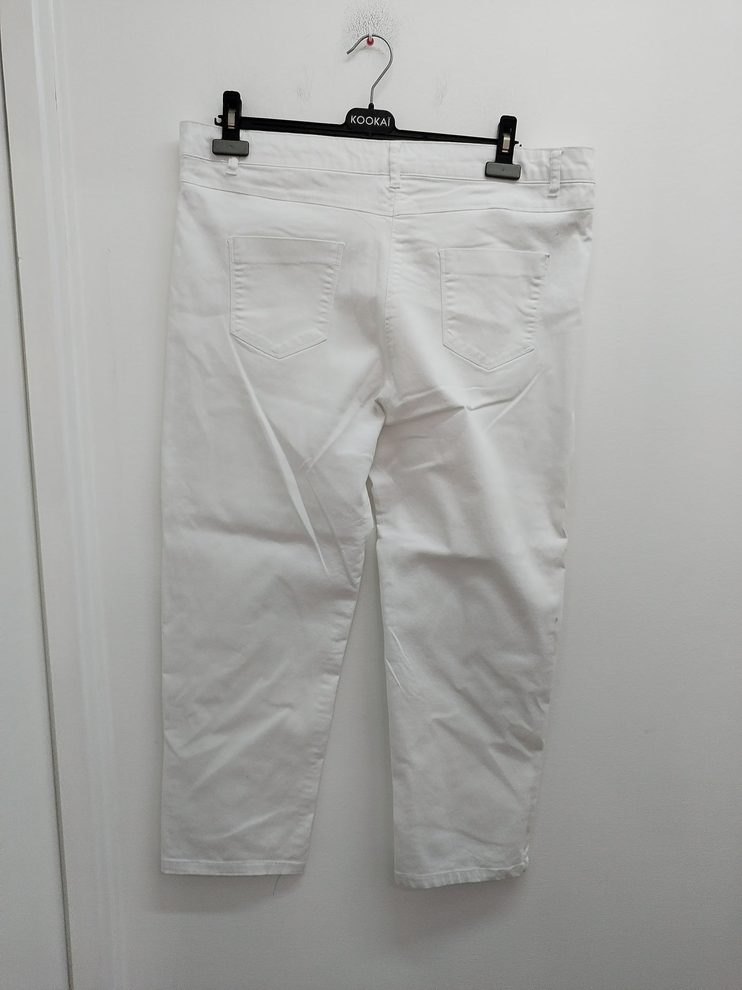 Pantacourt blanc Taille 48