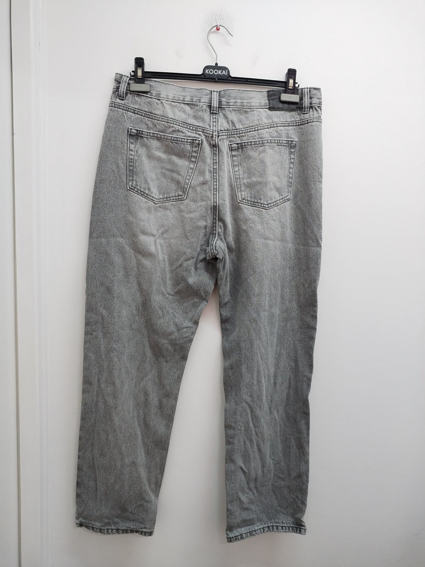 Jeans straight Kiabi gris Taille 44