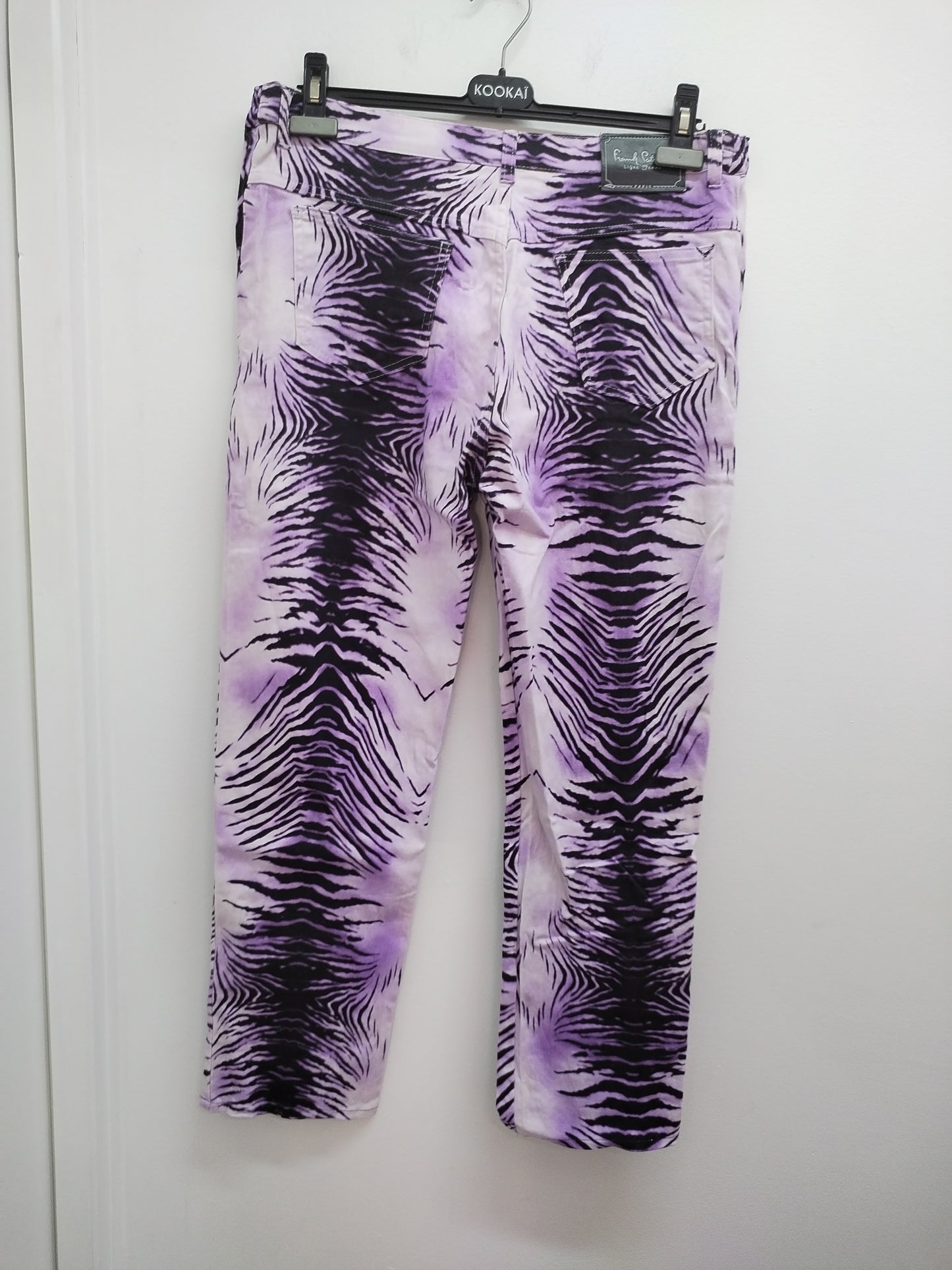 Jeans Franck Patrick violet et noir imprimé animal Taille 44