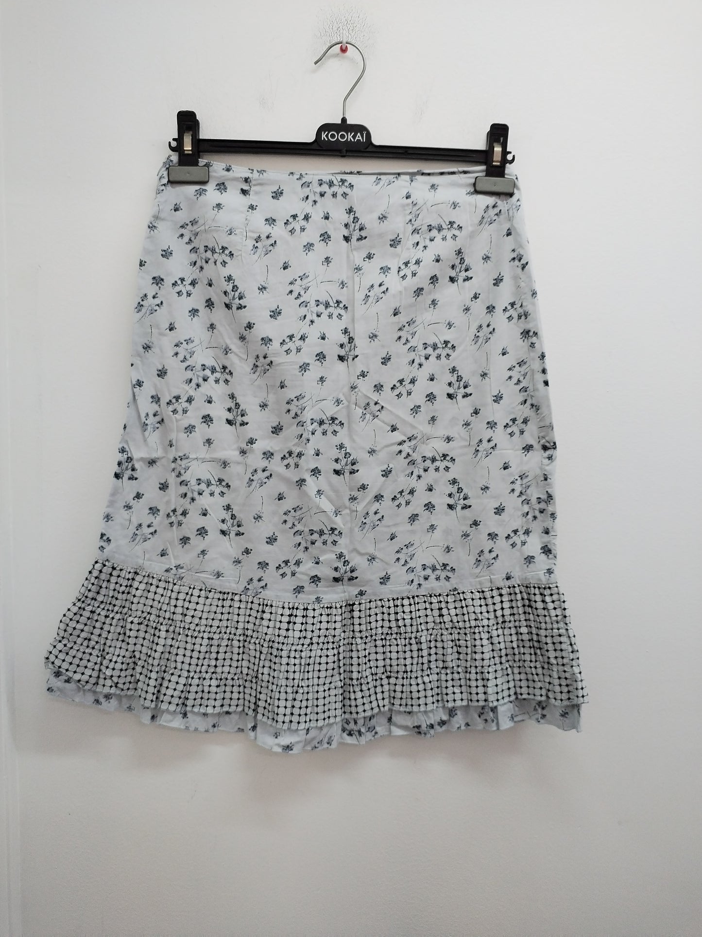Jupe Scénic bleue claire fleurie Taille 38