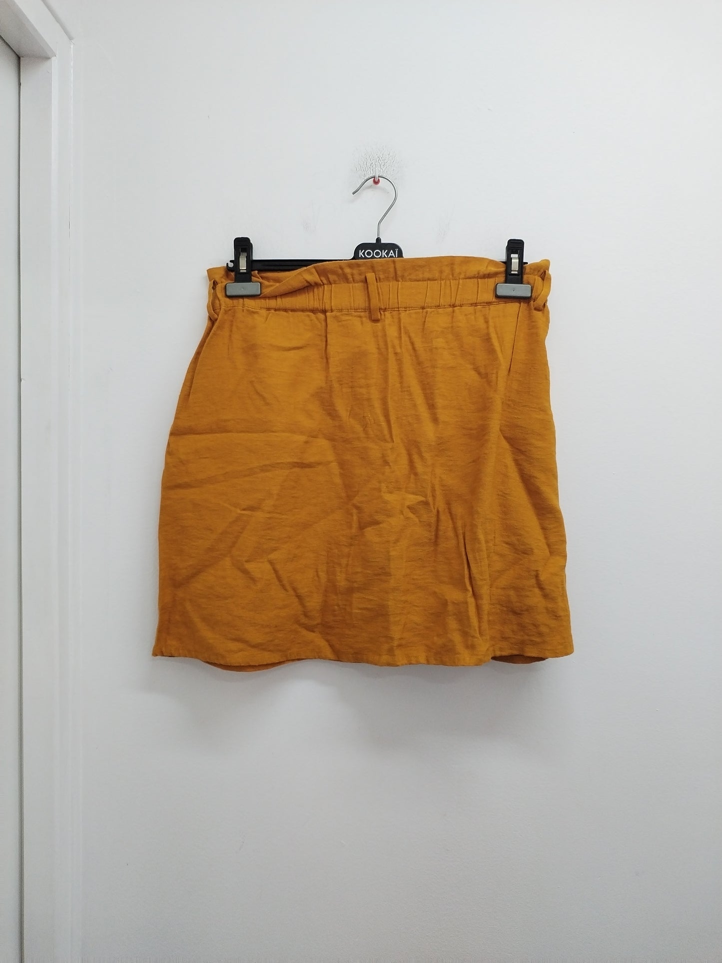 Jupe courte moutarde Taille 38