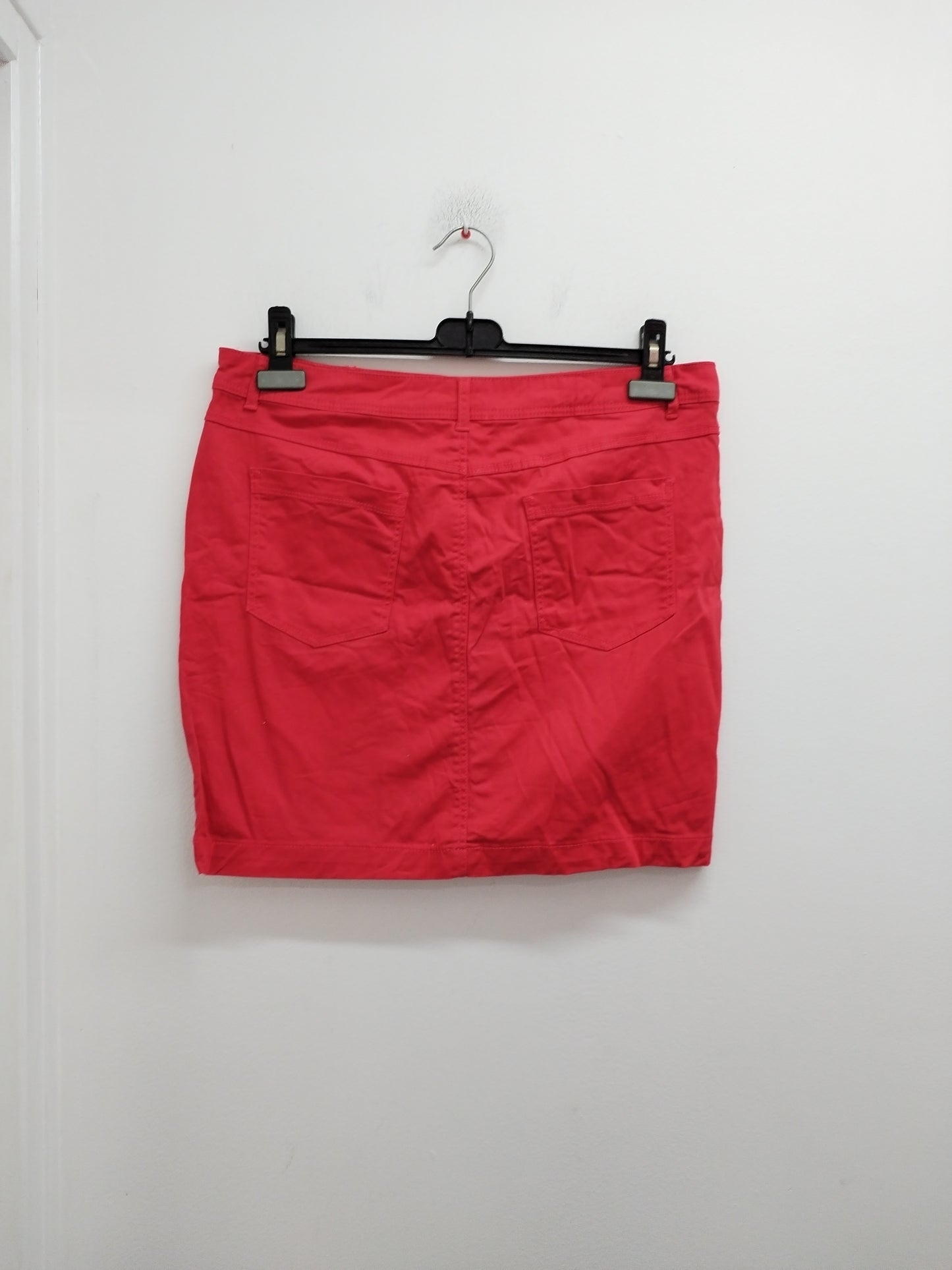 Jupe courte Tissaia rouge Taille 42