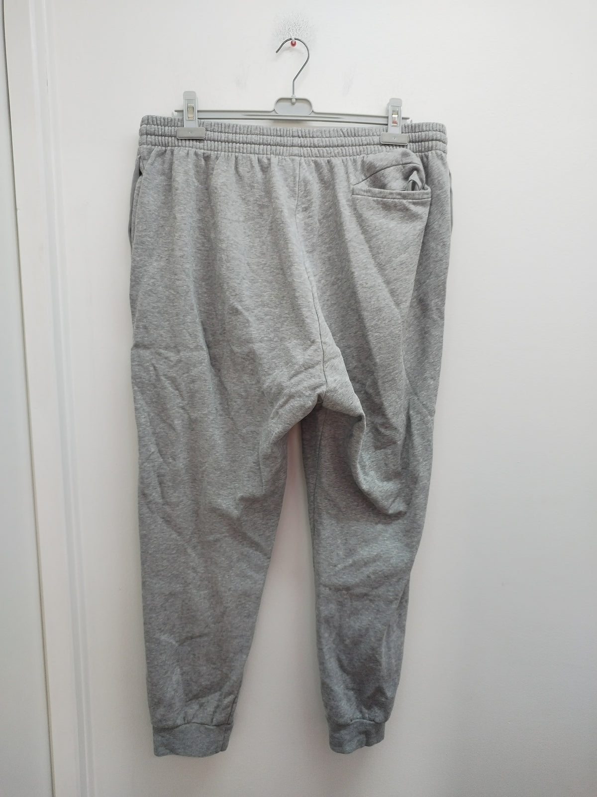 Jogging Adidas gris Taille 2XL