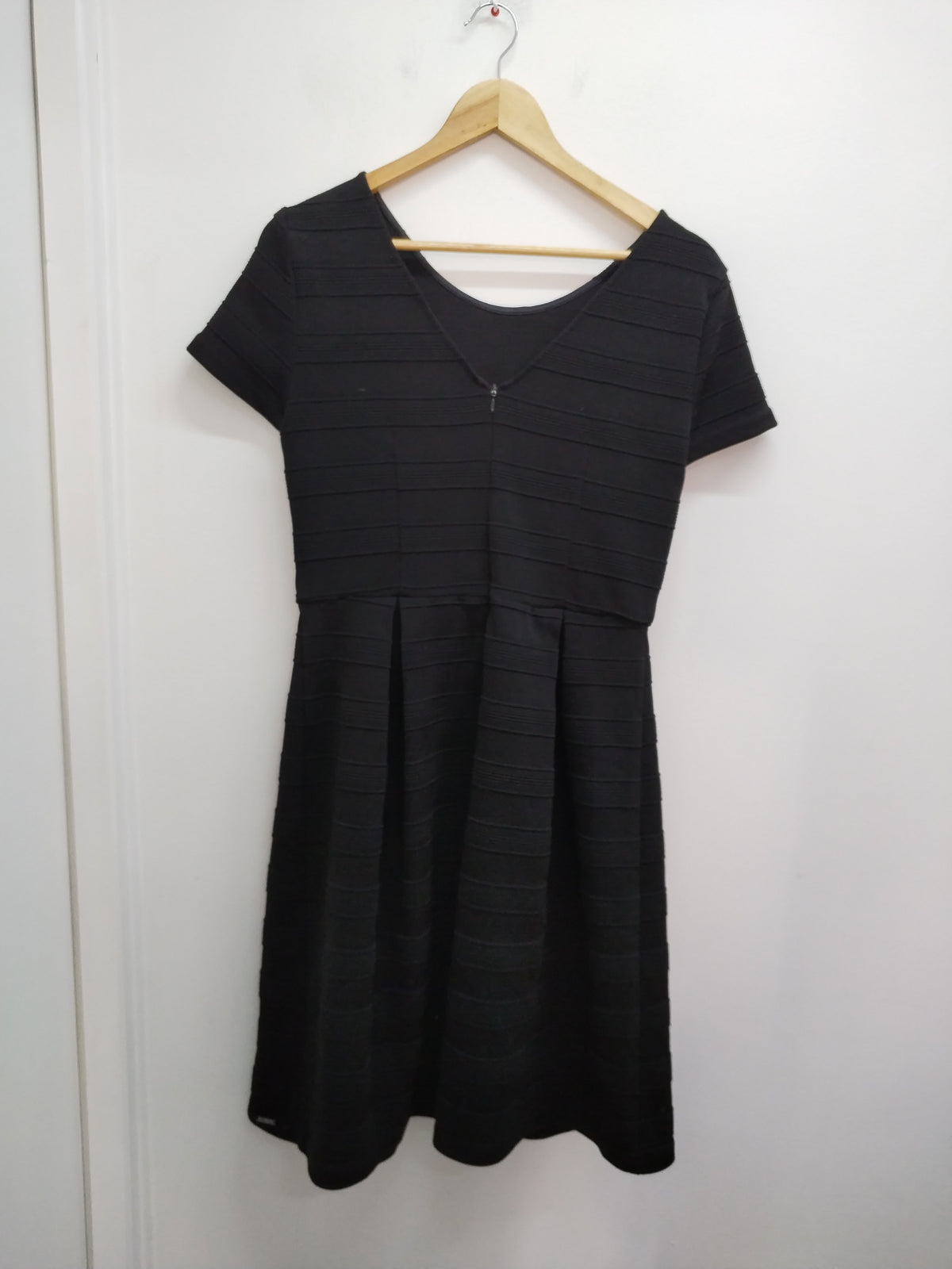 Robe manches courtes Liu-Jo noire rayée Taille L