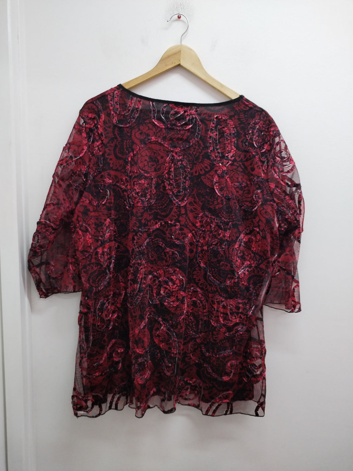 Tunique manches 3/4 Ikebana rouge et noire à motifs Taille 54/56