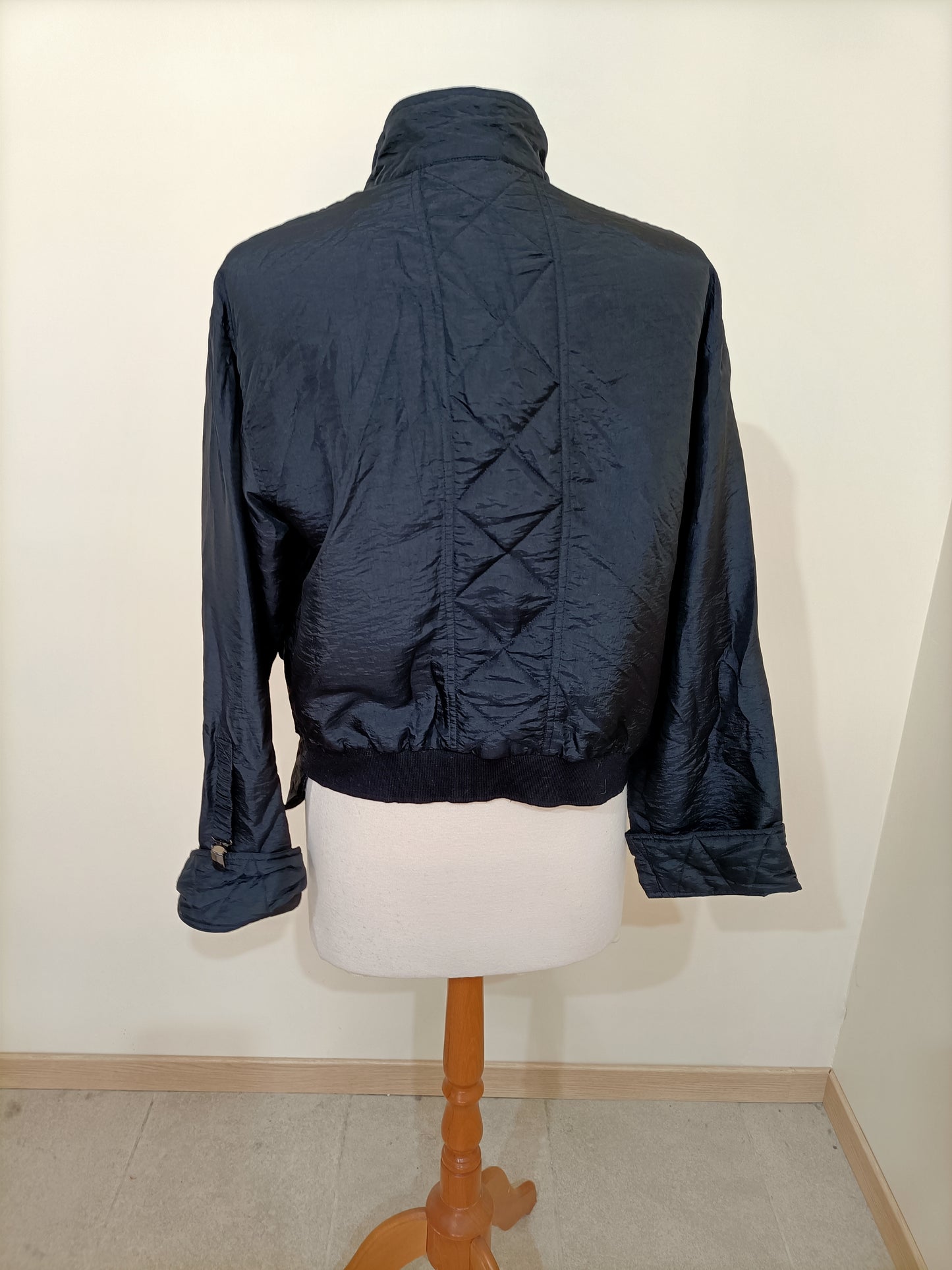 Veste mi-saison Sépia noire brillante Taille 38