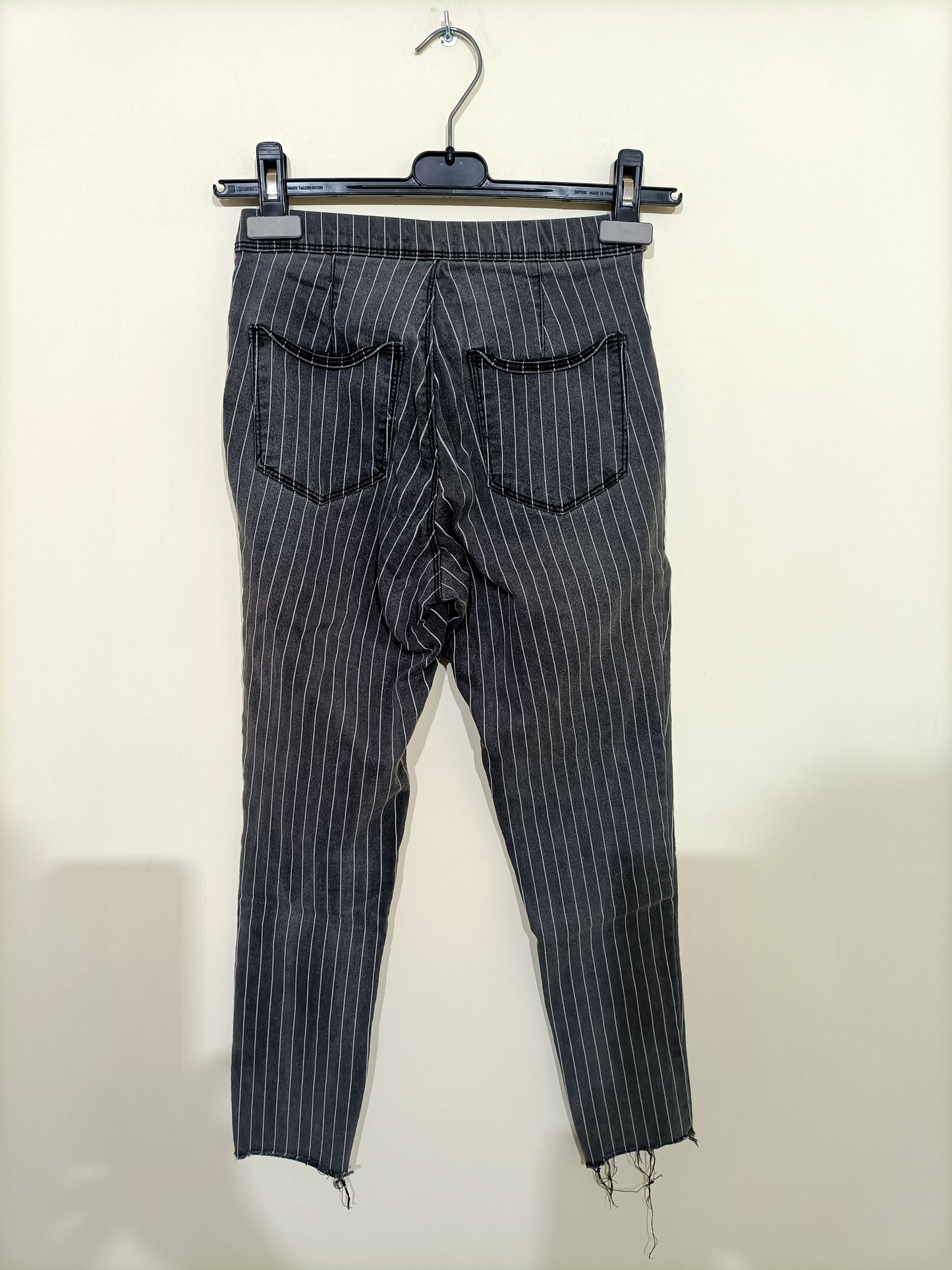 Jegging Kiabi gris à rayures Taille 12 Ans