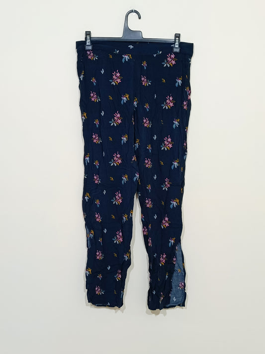 Pantalon de pyjama Etam bleu fleuri fendu au niveau des chevilles Taille L