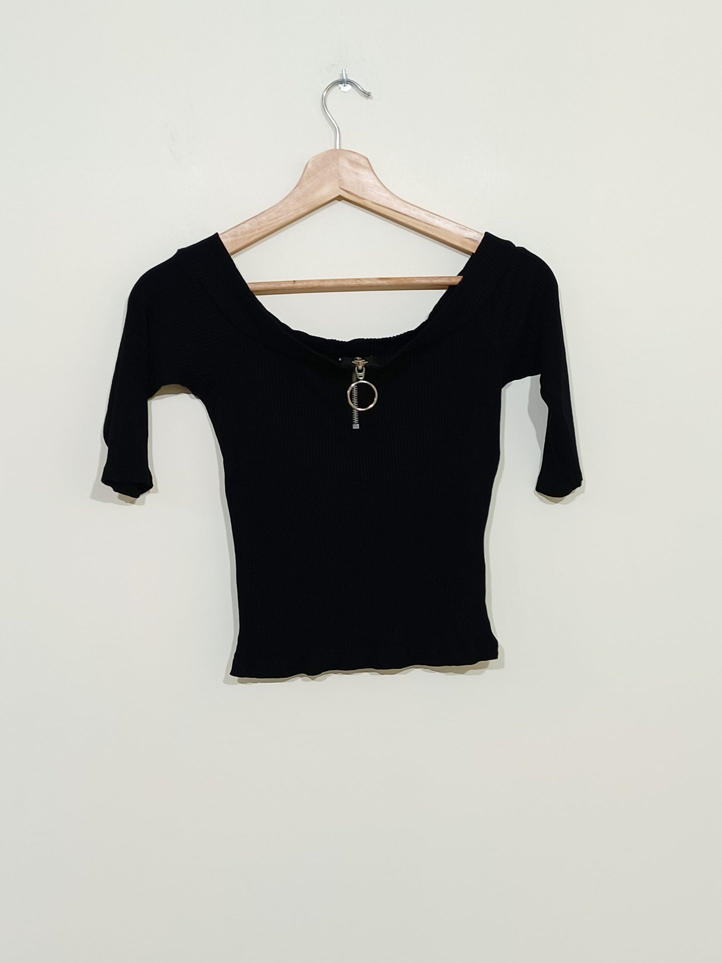 Pull fin Jennyfer manches 3/4 noir épaules tombantes Taille S