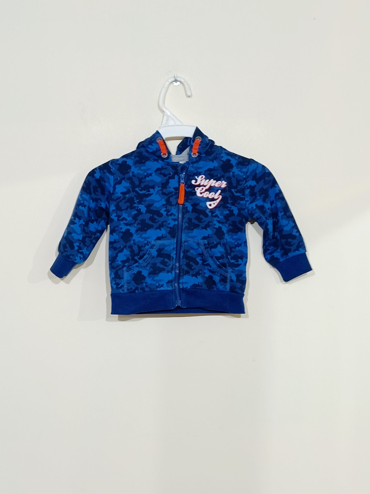 Sweat zippé à capuche bleu motif camouflage Taille 12 Mois