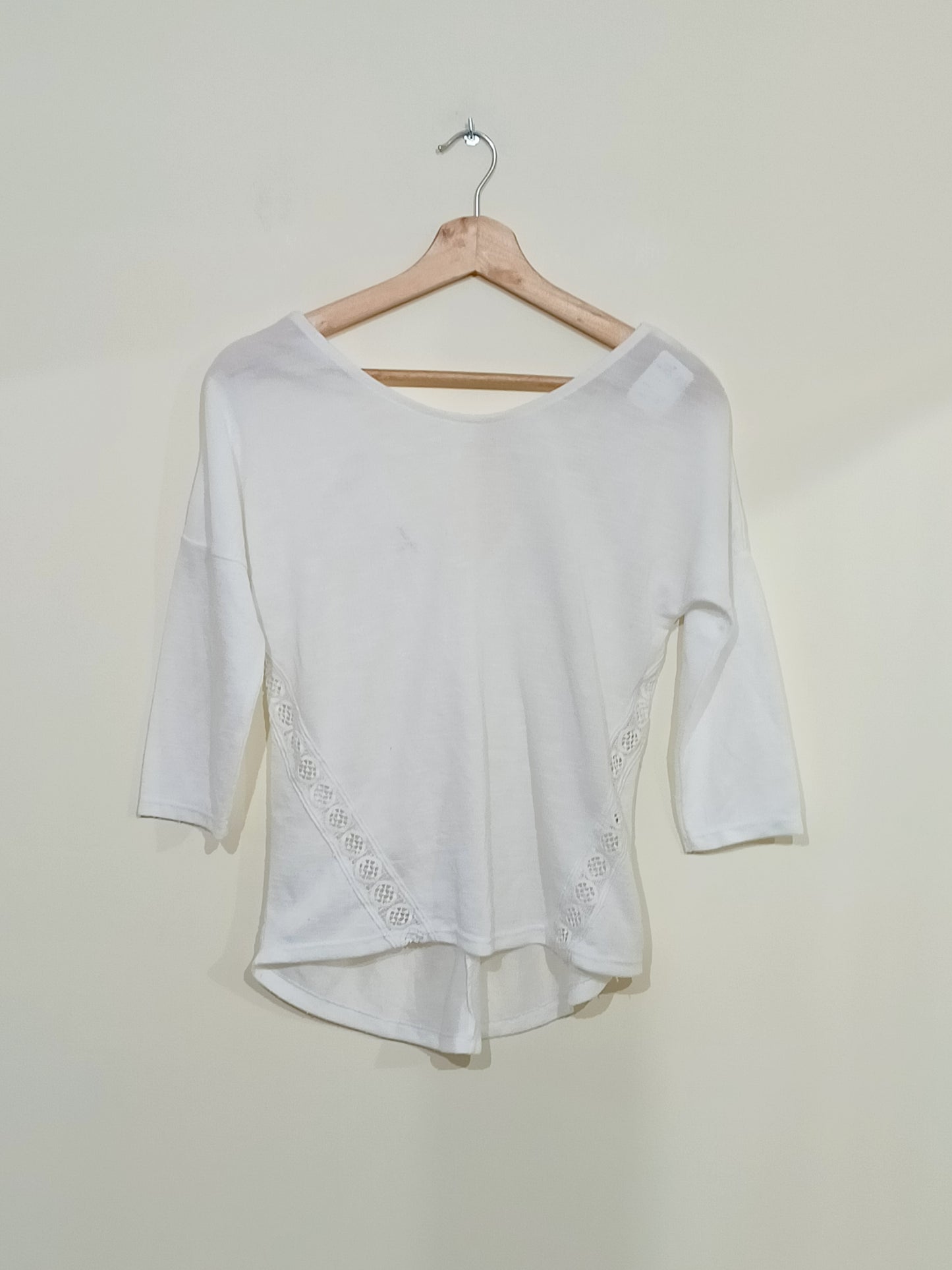 Pull fin Jennyfer blanc manches 3/4 col V dans le dos Taille 36
