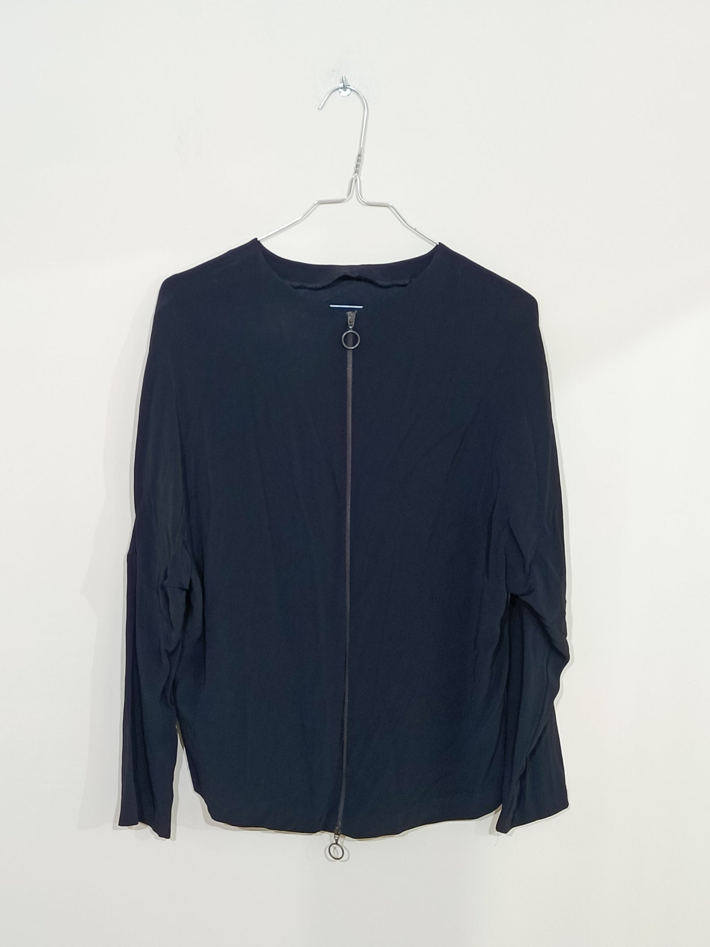 Blouse Zara noire manches 3/4 avec fermeture dans le dos Taille M