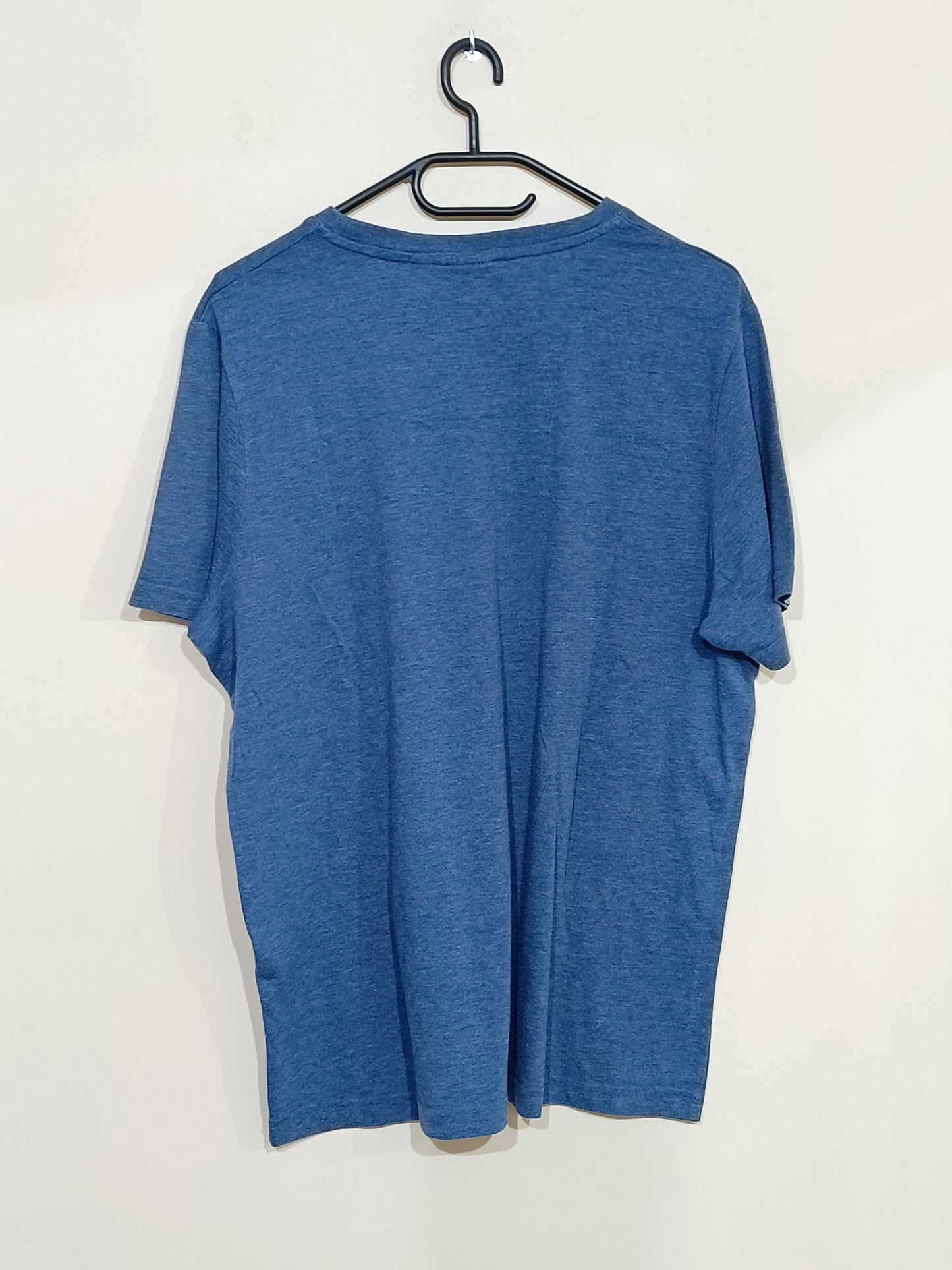 T-shirt Livergy bleu avec impression Taille M