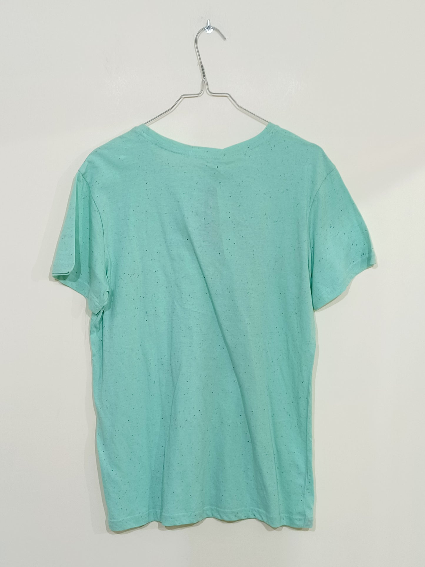 T-shirt Leeyo Jeans vert moucheté avec impression Taille M