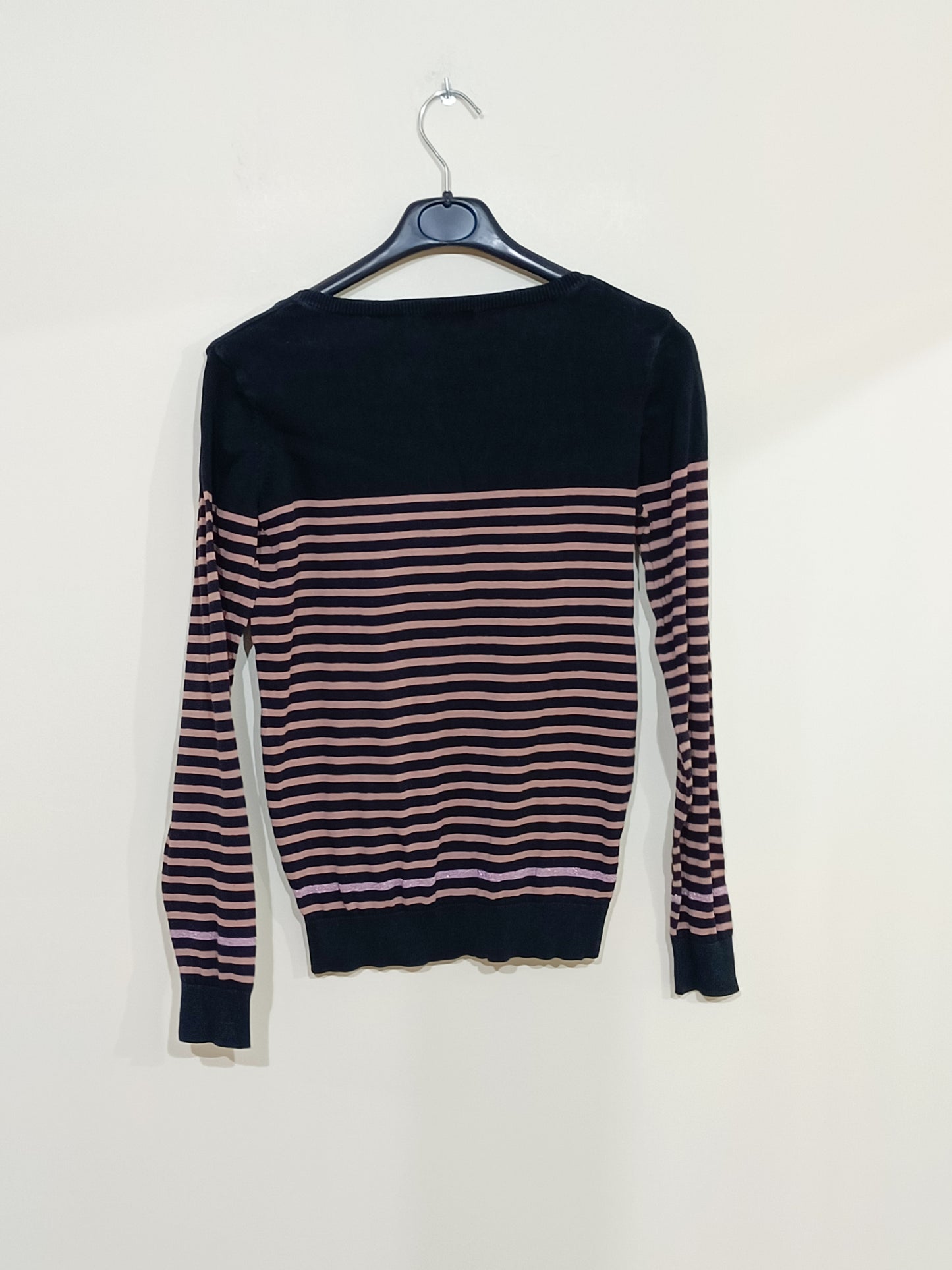 Pull Tissaia rayé noir et rose Taille 38/40