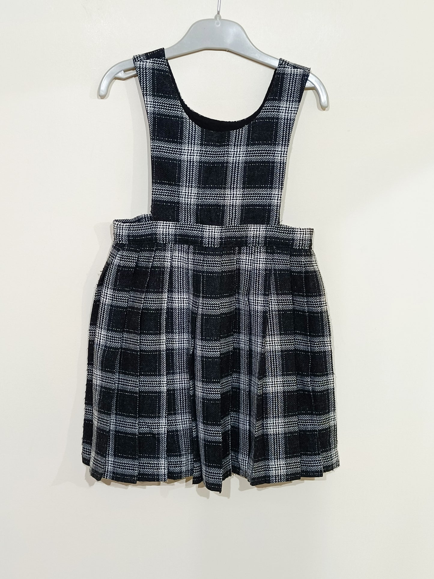 Robe Natalys à carreaux noirs et blancs Taille 4 Ans