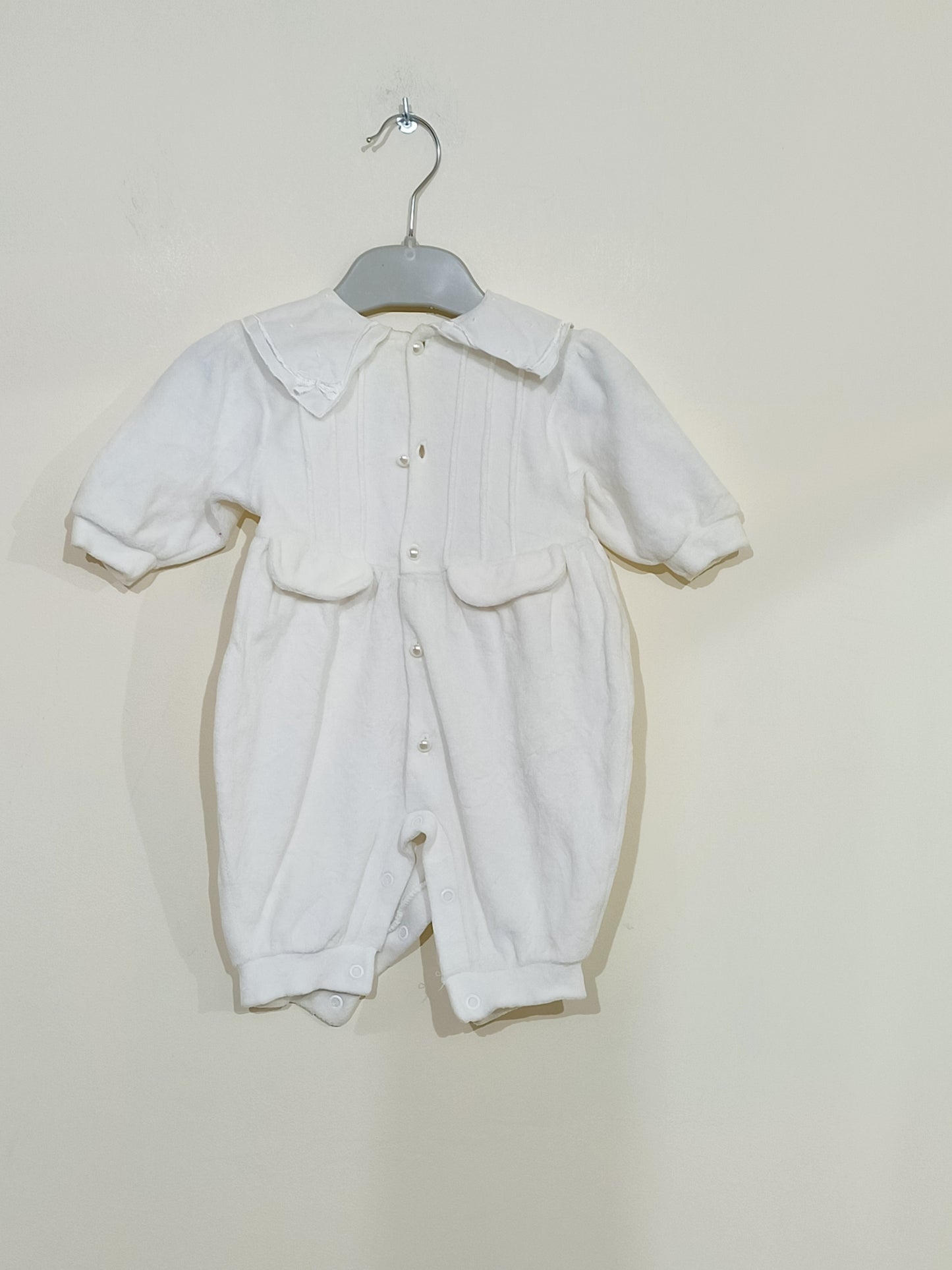 Combinaison en velours Natalys blanche avec col Taille 1 Mois