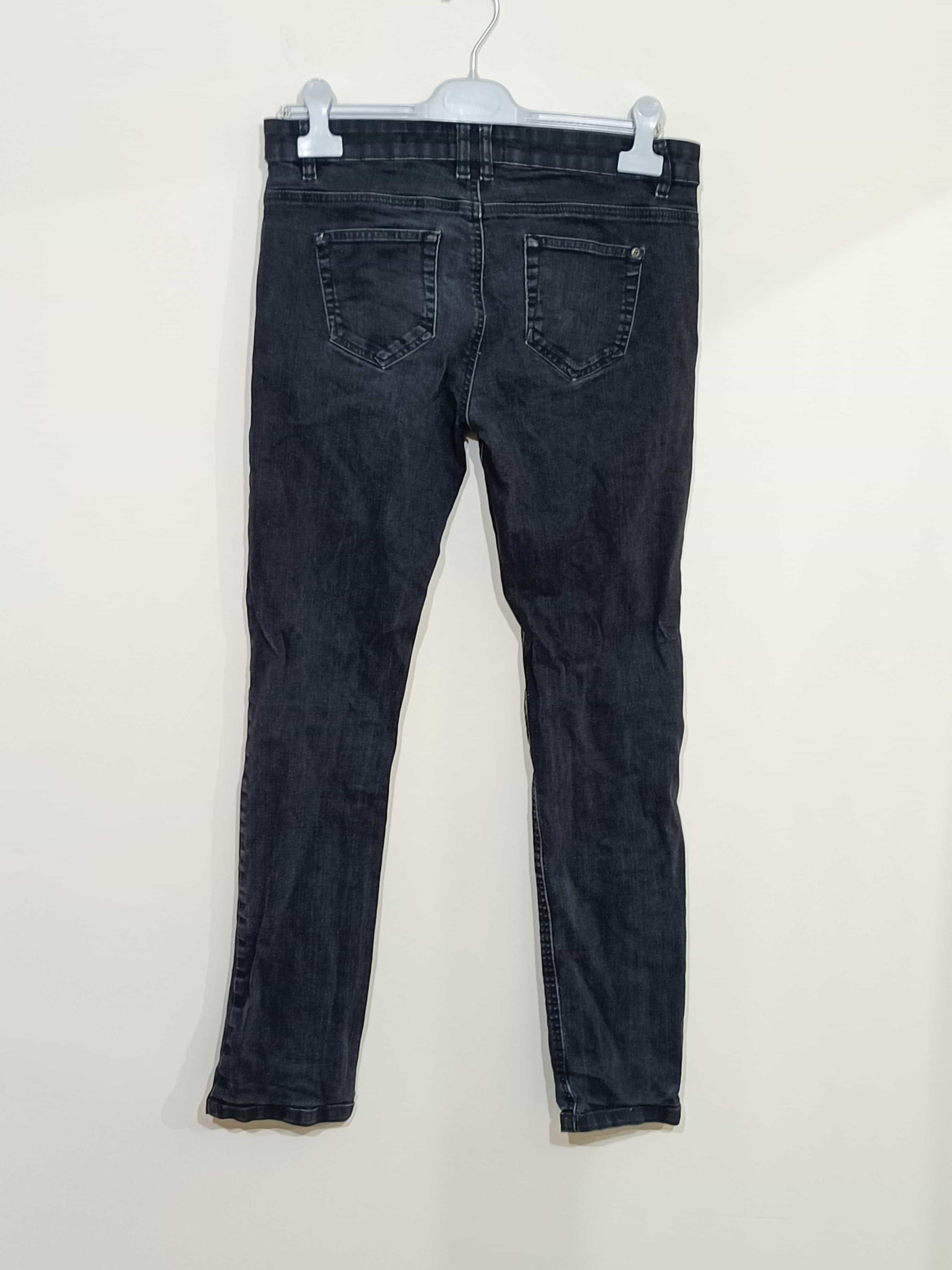 jeans-owk-noir-délavé-slim-fit-taille-40-la-friperie-d'emilie-jeans-hommes-taille-40-1