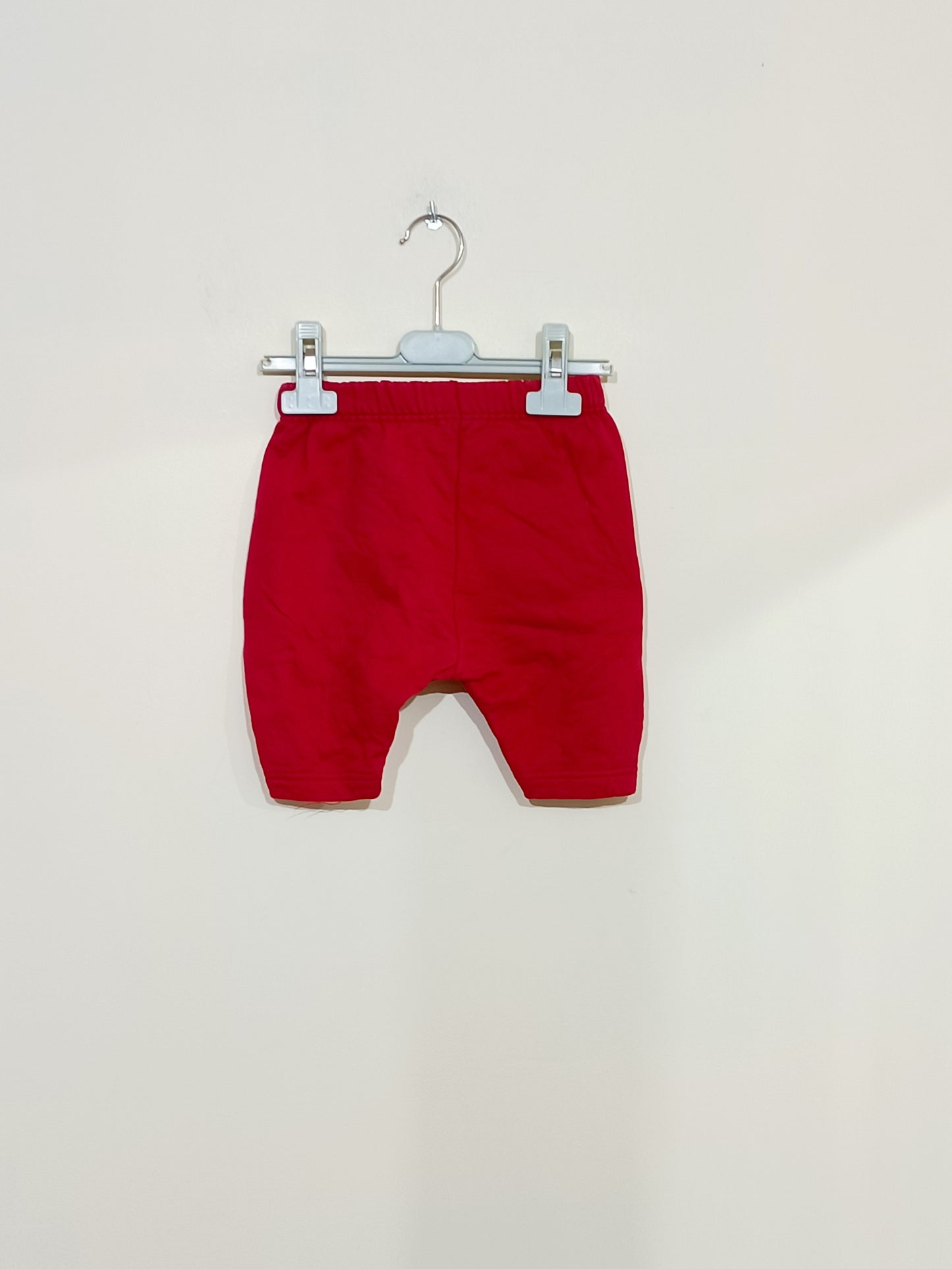 Pantalon Petit Bateau rouge Taille 3 Mois