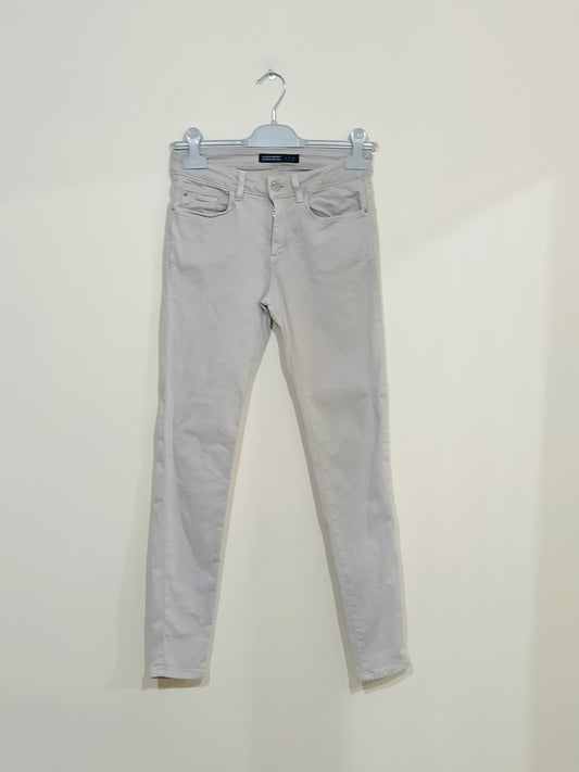 Jeans Zara beige skinny Taille 36