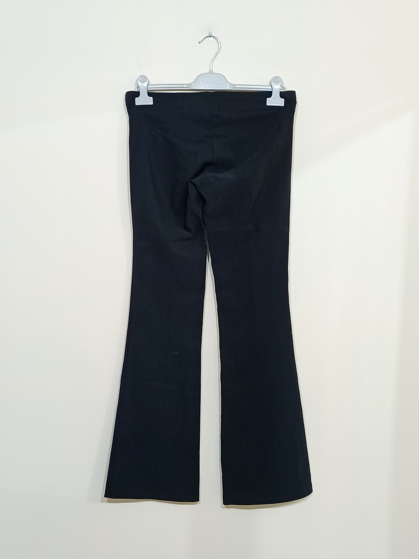 Pantalon Jennyfer noir pattes d'eph Taille 40