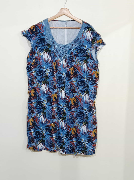 robe-manches-courtes-blancheporte-bleue-fleurie-taille-54-la-friperie-d'emilie-robes-d'été-femmes-taille-54-0