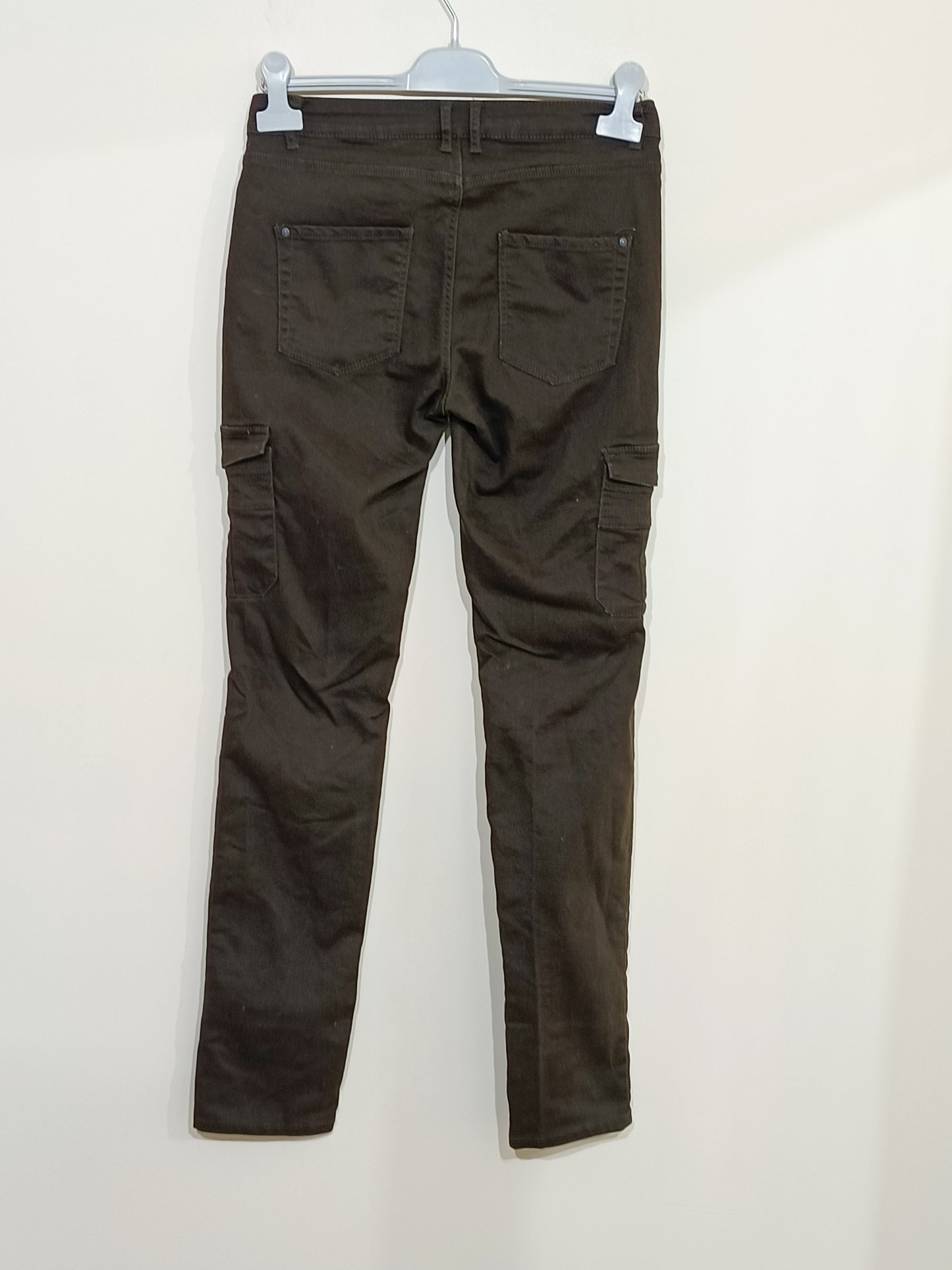 Jeans Esmara marron slim fit avec poches sur les côtés Taille 36