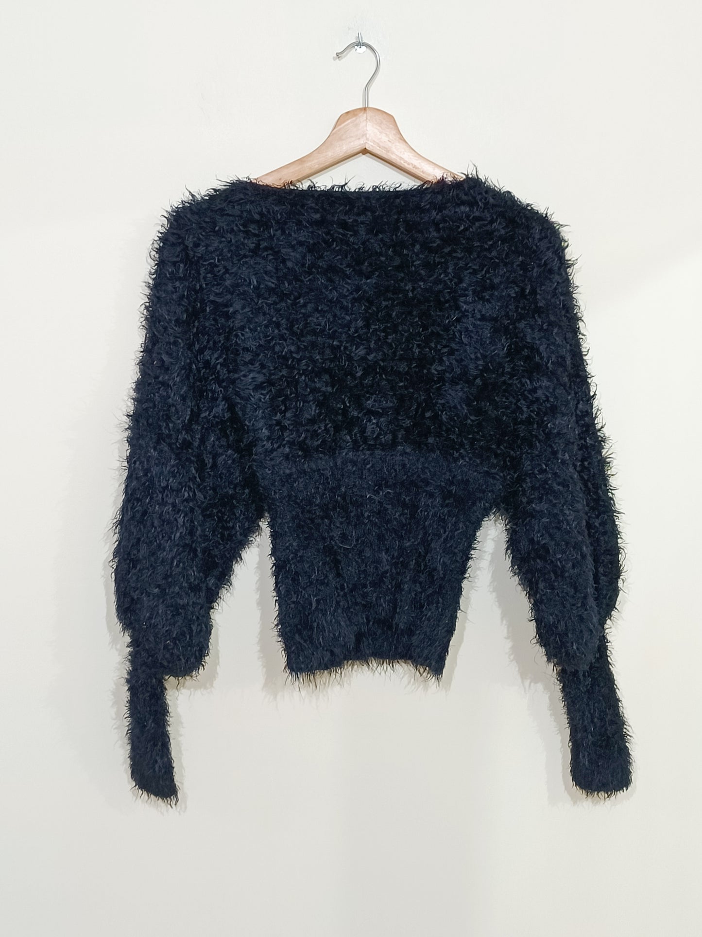 Pull maille poilue DN' noir manches chauve-souris Taille M